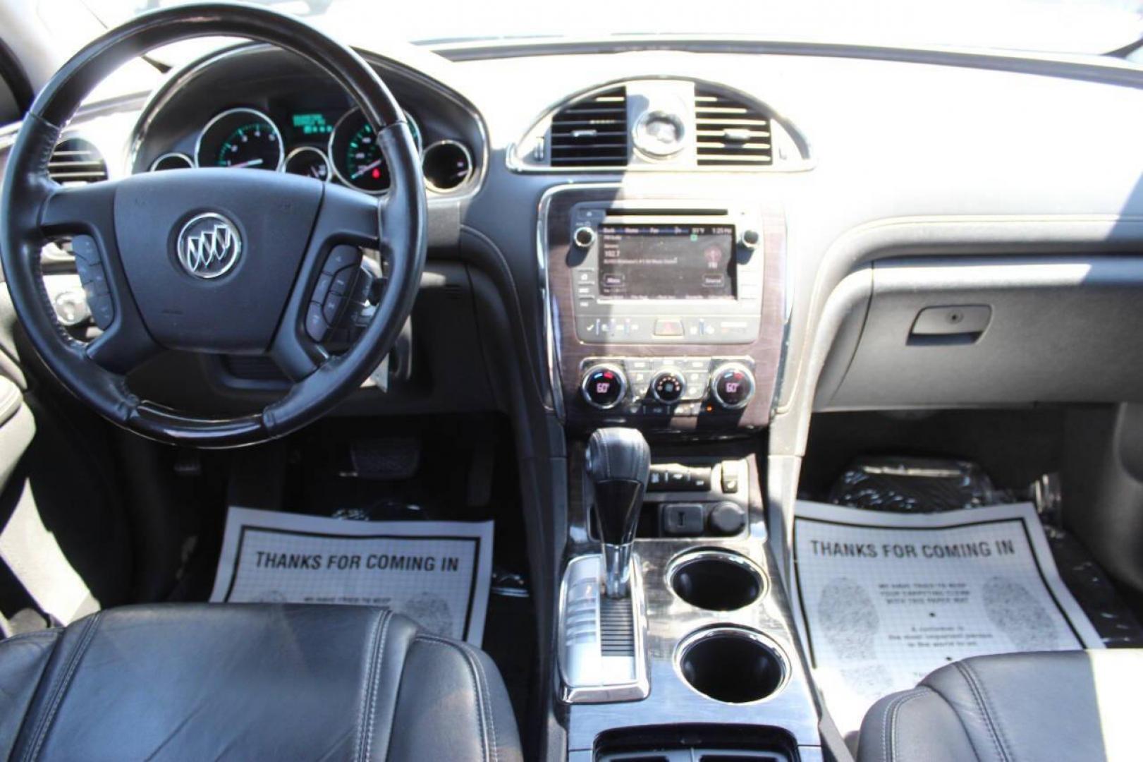 2015 Black Buick Enclave Leather FWD (5GAKRBKD0FJ) with an 3.6L V6 DOHC 24V engine, 6-Speed Automatic Overdrive transmission, located at 4301 NW 39th , Oklahoma City, OK, 73112, (405) 949-5600, 35.512135, -97.598671 - NO DRIVERS LICENCE -NO FULL COVERAGE INSURANCE - NO CREDIT CHECK. COME ON OVER TO SUPERSPORTS, TAKE A LOOK AND TEST DRIVE. PLEASE GIVE US A CALL AT (405) 949-5600. NO LICENCIA DE CONDUCIR - NO SEGURO DE COBERTURA TOTAL - NO VERIFICACION DE CREDITO. VISITENOS EN SUPERSPORTS, MIRE NUESTRO - Photo#19