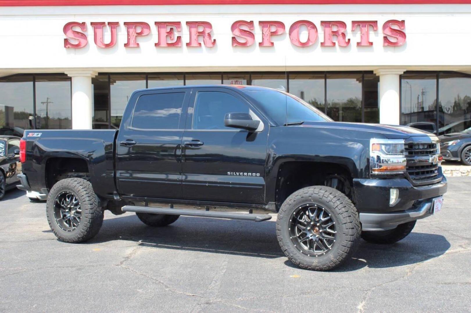 2016 Black Chevrolet Silverado 1500 LT Crew Cab 4WD (3GCUKREC8GG) with an 5.3L V8 OHV 16V engine, 6A transmission, located at 4301 NW 39th , Oklahoma City, OK, 73112, (405) 949-5600, 35.512135, -97.598671 - Photo#2