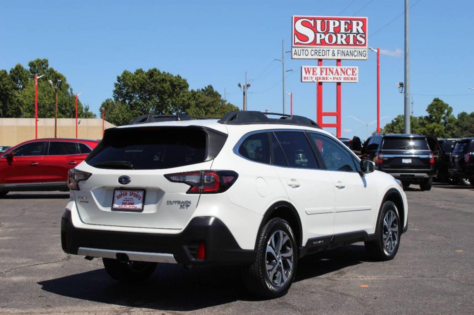 2020 White Subaru Outback Limited XT (4S4BTGND4L3) with an 2.4L H4 DOHC 16V TURBO engine, CVT transmission, located at 4301 NW 39th , Oklahoma City, OK, 73112, (405) 949-5600, 35.512135, -97.598671 - NO DRIVERS LICENCE -NO FULL COVERAGE INSURANCE - NO CREDIT CHECK. COME ON OVER TO SUPERSPORTS, TAKE A LOOK AND TEST DRIVE. PLEASE GIVE US A CALL AT (405) 949-5600. NO LICENCIA DE CONDUCIR - NO SEGURO DE COBERTURA TOTAL - NO VERIFICACION DE CREDITO. VISITENOS EN SUPERSPORTS, MIRE NUESTRO - Photo#3