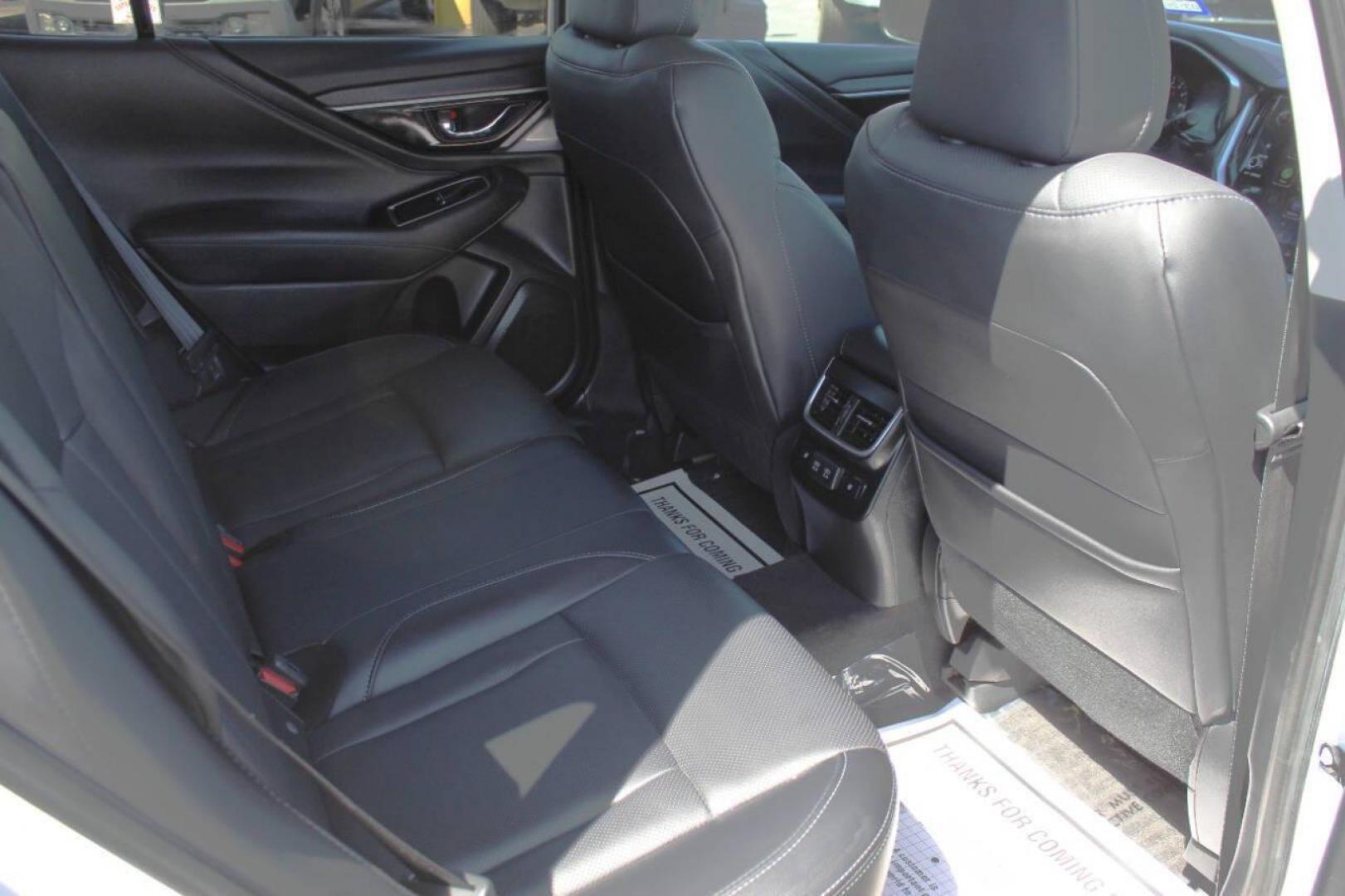 2020 White Subaru Outback Limited XT (4S4BTGND4L3) with an 2.4L H4 DOHC 16V TURBO engine, CVT transmission, located at 4301 NW 39th , Oklahoma City, OK, 73112, (405) 949-5600, 35.512135, -97.598671 - NO DRIVERS LICENCE -NO FULL COVERAGE INSURANCE - NO CREDIT CHECK. COME ON OVER TO SUPERSPORTS, TAKE A LOOK AND TEST DRIVE. PLEASE GIVE US A CALL AT (405) 949-5600. NO LICENCIA DE CONDUCIR - NO SEGURO DE COBERTURA TOTAL - NO VERIFICACION DE CREDITO. VISITENOS EN SUPERSPORTS, MIRE NUESTRO - Photo#10