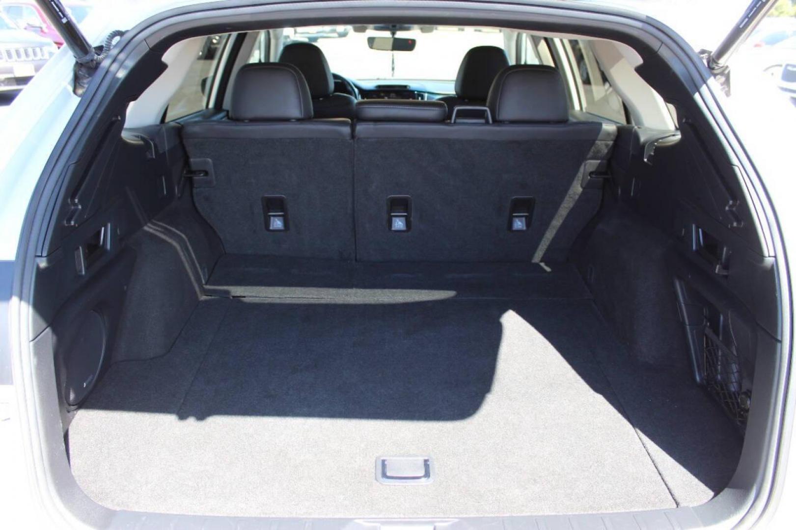 2020 White Subaru Outback Limited XT (4S4BTGND4L3) with an 2.4L H4 DOHC 16V TURBO engine, CVT transmission, located at 4301 NW 39th , Oklahoma City, OK, 73112, (405) 949-5600, 35.512135, -97.598671 - NO DRIVERS LICENCE -NO FULL COVERAGE INSURANCE - NO CREDIT CHECK. COME ON OVER TO SUPERSPORTS, TAKE A LOOK AND TEST DRIVE. PLEASE GIVE US A CALL AT (405) 949-5600. NO LICENCIA DE CONDUCIR - NO SEGURO DE COBERTURA TOTAL - NO VERIFICACION DE CREDITO. VISITENOS EN SUPERSPORTS, MIRE NUESTRO - Photo#12