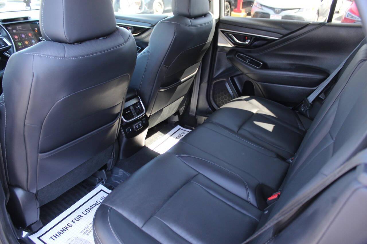 2020 White Subaru Outback Limited XT (4S4BTGND4L3) with an 2.4L H4 Turbocharger 2.4L H4 engine, CVT 8-Speed transmission, located at 4301 NW 39th , Oklahoma City, OK, 73112, (405) 949-5600, 35.512135, -97.598671 - NO DRIVERS LICENCE -NO FULL COVERAGE INSURANCE - NO CREDIT CHECK. COME ON OVER TO SUPERSPORTS, TAKE A LOOK AND TEST DRIVE. PLEASE GIVE US A CALL AT (405) 949-5600. NO LICENCIA DE CONDUCIR - NO SEGURO DE COBERTURA TOTAL - NO VERIFICACION DE CREDITO. VISITENOS EN SUPERSPORTS, MIRE NUESTRO - Photo#13