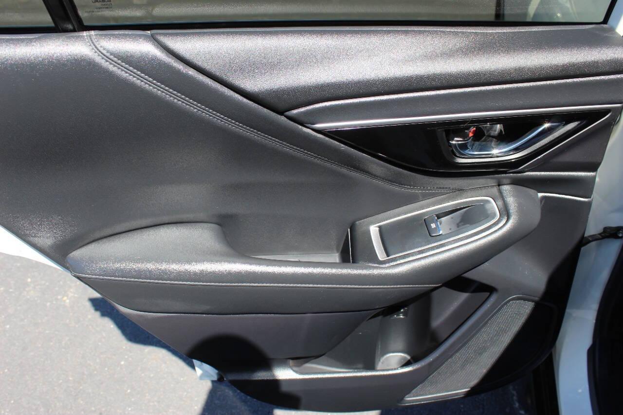 2020 White Subaru Outback Limited XT (4S4BTGND4L3) with an 2.4L H4 Turbocharger 2.4L H4 engine, CVT 8-Speed transmission, located at 4301 NW 39th , Oklahoma City, OK, 73112, (405) 949-5600, 35.512135, -97.598671 - NO DRIVERS LICENCE -NO FULL COVERAGE INSURANCE - NO CREDIT CHECK. COME ON OVER TO SUPERSPORTS, TAKE A LOOK AND TEST DRIVE. PLEASE GIVE US A CALL AT (405) 949-5600. NO LICENCIA DE CONDUCIR - NO SEGURO DE COBERTURA TOTAL - NO VERIFICACION DE CREDITO. VISITENOS EN SUPERSPORTS, MIRE NUESTRO - Photo#14