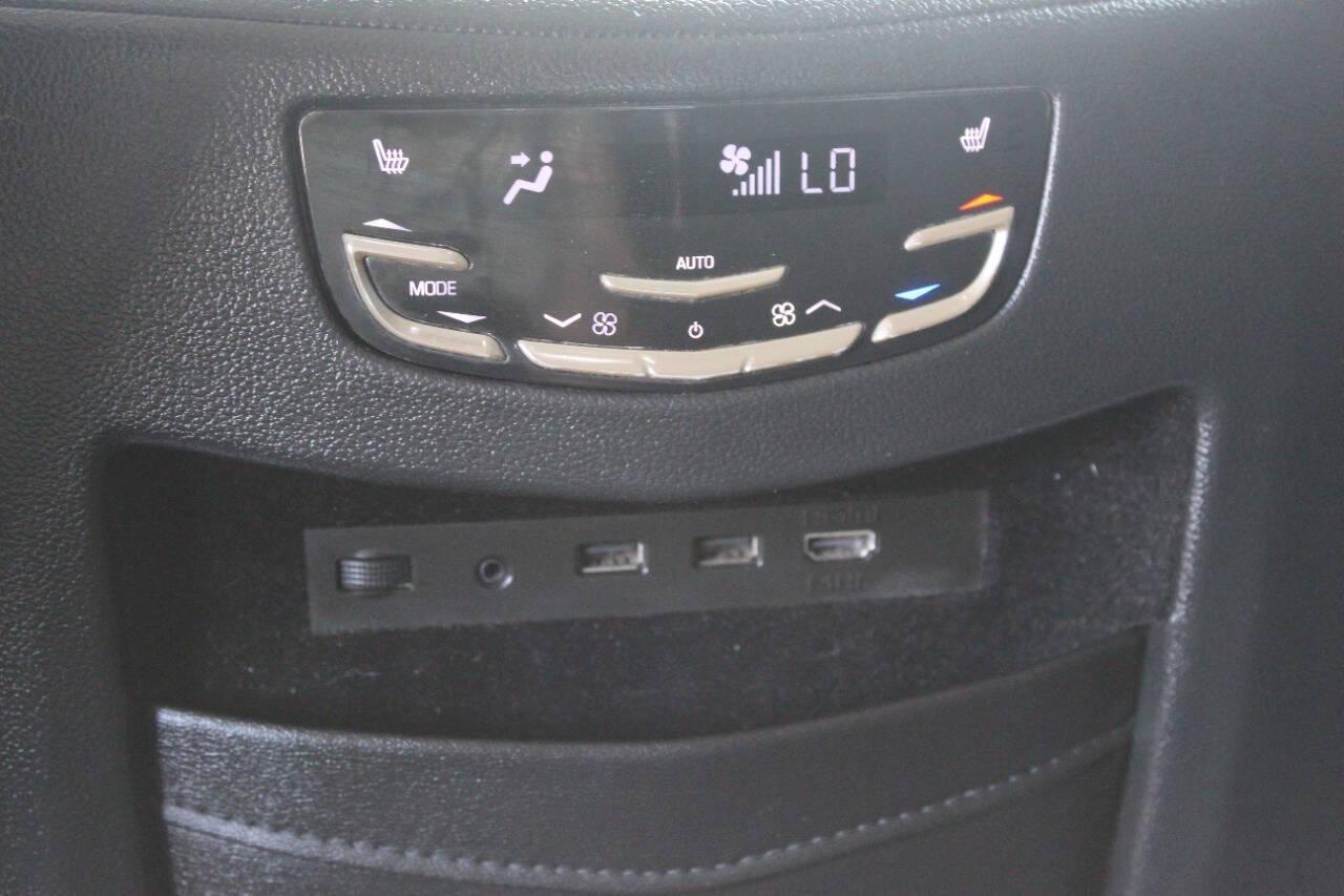 2017 Silver Cadillac Escalade Luxury 4WD (1GYS4BKJ4HR) with an 6.2L V8 6.2L V8 engine, Automatic 8-Speed transmission, located at 4301 NW 39th , Oklahoma City, OK, 73112, (405) 949-5600, 35.512135, -97.598671 - NO DRIVERS LICENCE -NO FULL COVERAGE INSURANCE - NO CREDIT CHECK. COME ON OVER TO SUPERSPORTS, TAKE A LOOK AND TEST DRIVE. PLEASE GIVE US A CALL AT (405) 949-5600. NO LICENCIA DE CONDUCIR - NO SEGURO DE COBERTURA TOTAL - NO VERIFICACION DE CREDITO. VISITENOS EN SUPERSPORTS, MIRE NUESTRO - Photo#15