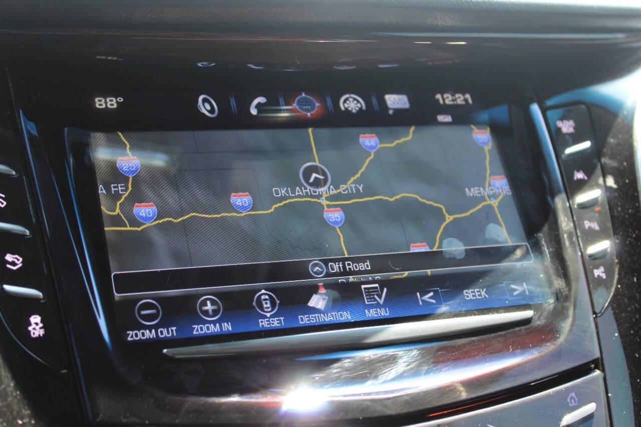 2017 Silver Cadillac Escalade Luxury 4WD (1GYS4BKJ4HR) with an 6.2L V8 6.2L V8 engine, Automatic 8-Speed transmission, located at 4301 NW 39th , Oklahoma City, OK, 73112, (405) 949-5600, 35.512135, -97.598671 - NO DRIVERS LICENCE -NO FULL COVERAGE INSURANCE - NO CREDIT CHECK. COME ON OVER TO SUPERSPORTS, TAKE A LOOK AND TEST DRIVE. PLEASE GIVE US A CALL AT (405) 949-5600. NO LICENCIA DE CONDUCIR - NO SEGURO DE COBERTURA TOTAL - NO VERIFICACION DE CREDITO. VISITENOS EN SUPERSPORTS, MIRE NUESTRO - Photo#24