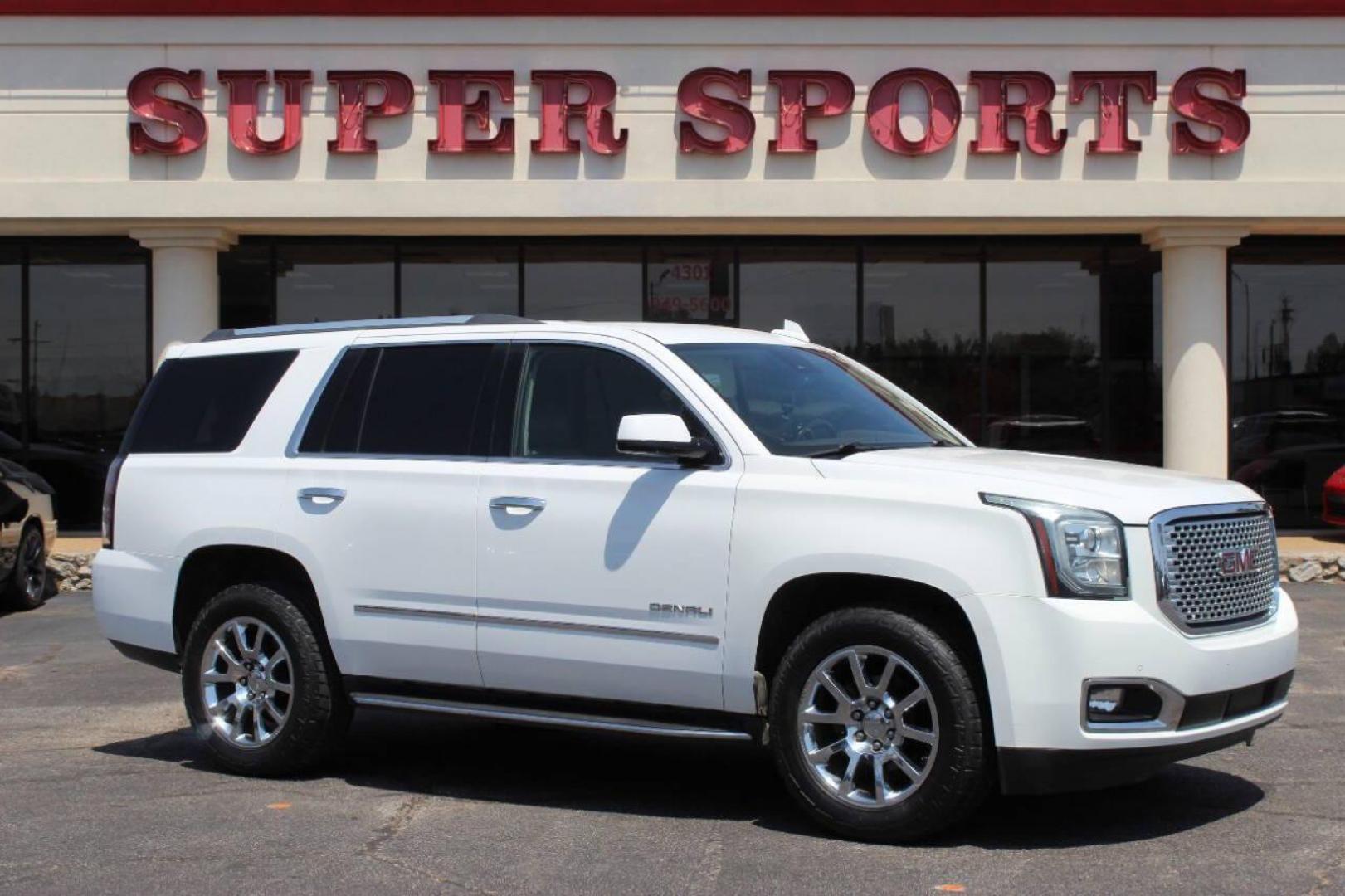 2016 White GMC Yukon Denali 2WD (1GKS1CKJ1GR) with an 6.2L V8 OHV 16V engine, 6A transmission, located at 4301 NW 39th , Oklahoma City, OK, 73112, (405) 949-5600, 35.512135, -97.598671 - NO DRIVERS LICENCE -NO FULL COVERAGE INSURANCE - NO CREDIT CHECK. COME ON OVER TO SUPERSPORTS, TAKE A LOOK AND TEST DRIVE. PLEASE GIVE US A CALL AT (405) 949-5600. NO LICENCIA DE CONDUCIR - NO SEGURO DE COBERTURA TOTAL - NO VERIFICACION DE CREDITO. VISITENOS EN SUPERSPORTS, MIRE NUESTRO - Photo#0