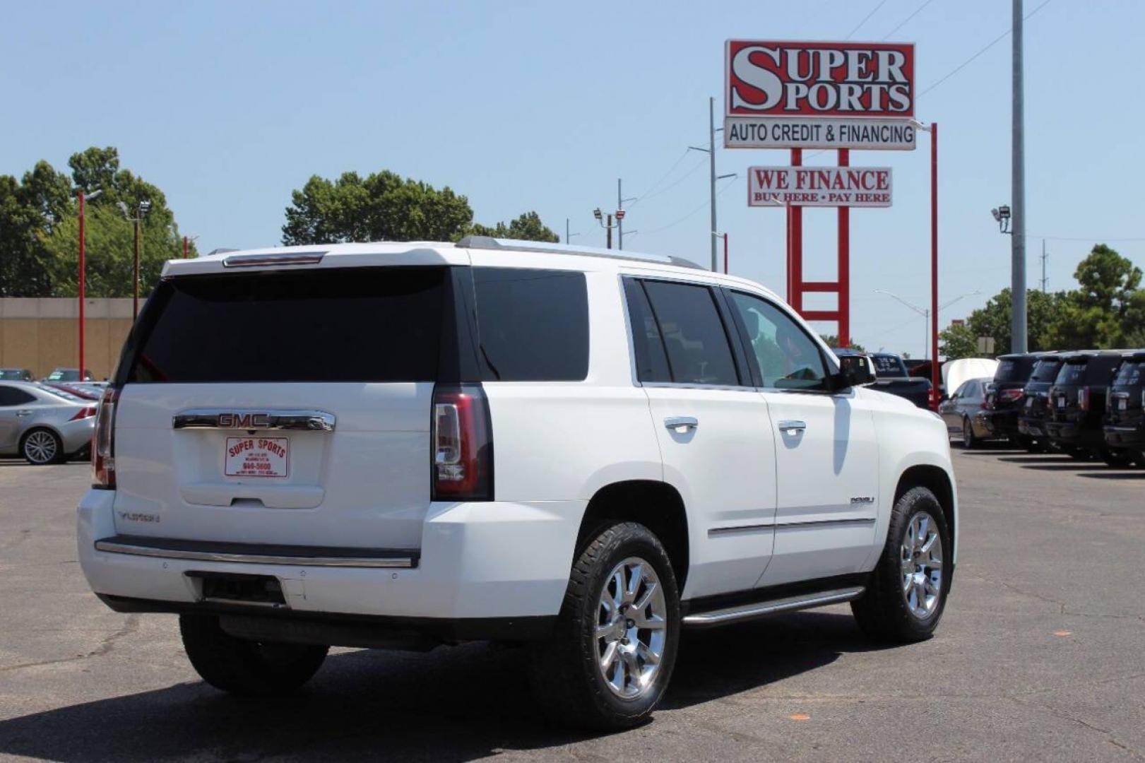 2016 White GMC Yukon Denali 2WD (1GKS1CKJ1GR) with an 6.2L V8 OHV 16V engine, 6A transmission, located at 4301 NW 39th , Oklahoma City, OK, 73112, (405) 949-5600, 35.512135, -97.598671 - NO DRIVERS LICENCE -NO FULL COVERAGE INSURANCE - NO CREDIT CHECK. COME ON OVER TO SUPERSPORTS, TAKE A LOOK AND TEST DRIVE. PLEASE GIVE US A CALL AT (405) 949-5600. NO LICENCIA DE CONDUCIR - NO SEGURO DE COBERTURA TOTAL - NO VERIFICACION DE CREDITO. VISITENOS EN SUPERSPORTS, MIRE NUESTRO - Photo#3