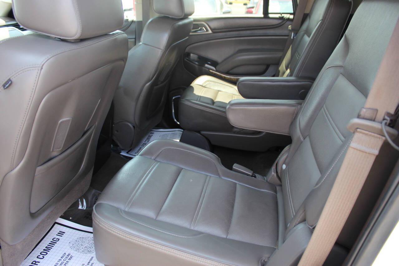 2016 White GMC Yukon 2WD (1GKS1CKJ1GR) with an 6.2L V8 6.2L V8 engine, Automatic 8-Speed transmission, located at 4301 NW 39th , Oklahoma City, OK, 73112, (405) 949-5600, 35.512135, -97.598671 - Hablamos espanol. SPEND SMART --- BUY FROM SUPER SPORTS. ALL PRICES, DOWN PAYMENTS, PAYMENTS, AND FINANCE TERMS ARE NEGOTIABLE AT THE TIME OF APPROVAL. WE WILL WORK WITH YOU TO FIT YOUR BUDGET. WE WILL EVEN LOWER AND ADJUST THE NUMBERS TO HELP MAKE THE VEHICLE MORE AFFORDABLE FOR YOU.- Photo#17