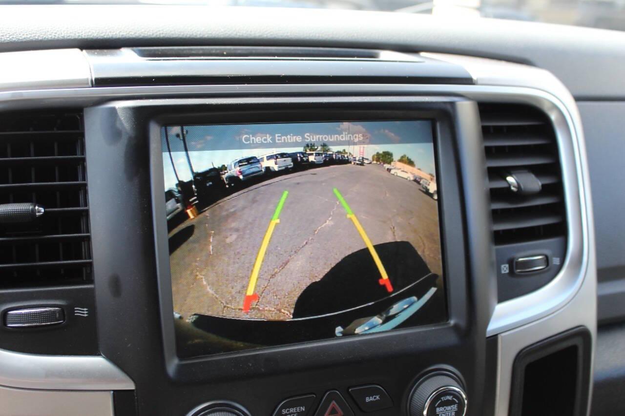 2017 Brown RAM 1500 SLT Crew Cab SWB 4WD (1C6RR7LT7HS) with an 5.7L V8 OHV 16V engine, 8A transmission, located at 4301 NW 39th , Oklahoma City, OK, 73112, (405) 949-5600, 35.512135, -97.598671 - NO DRIVERS LICENCE -NO FULL COVERAGE INSURANCE - NO CREDIT CHECK. COME ON OVER TO SUPERSPORTS, TAKE A LOOK AND TEST DRIVE. PLEASE GIVE US A CALL AT (405) 949-5600. NO LICENCIA DE CONDUCIR - NO SEGURO DE COBERTURA TOTAL - NO VERIFICACION DE CREDITO. VISITENOS EN SUPERSPORTS, MIRE NUESTRO - Photo#20