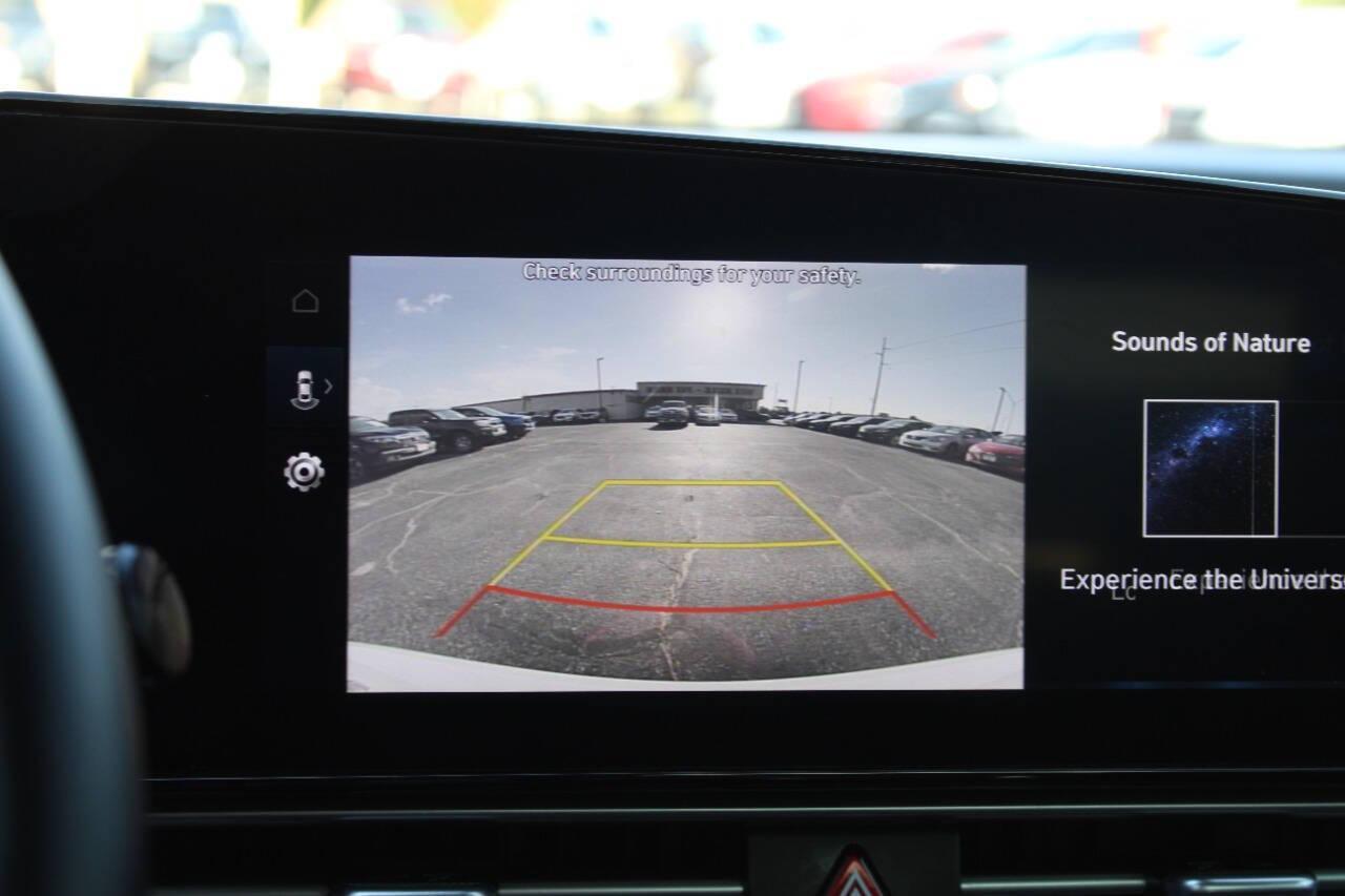 2024 White Hyundai Elantra SEL (KMHLS4DG8RU) with an 2.0L L4 DOHC 16V engine, 6A transmission, located at 4301 NW 39th , Oklahoma City, OK, 73112, (405) 949-5600, 35.512135, -97.598671 - NO DRIVERS LICENCE -NO FULL COVERAGE INSURANCE - NO CREDIT CHECK. COME ON OVER TO SUPERSPORTS, TAKE A LOOK AND TEST DRIVE. PLEASE GIVE US A CALL AT (405) 949-5600. NO LICENCIA DE CONDUCIR - NO SEGURO DE COBERTURA TOTAL - NO VERIFICACION DE CREDITO. VISITENOS EN SUPERSPORTS, MIRE NUESTRO - Photo#20