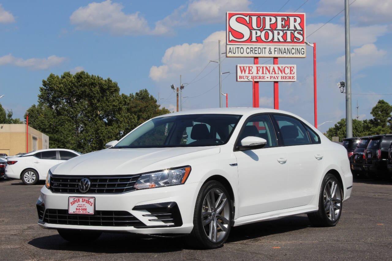 2018 White Volkswagen Passat R-Line (1VWAA7A37JC) with an 2.0L L4 DOHC 16V engine, 6A transmission, located at 4301 NW 39th , Oklahoma City, OK, 73112, (405) 949-5600, 35.512135, -97.598671 - NO DRIVERS LICENCE -NO FULL COVERAGE INSURANCE - NO CREDIT CHECK. COME ON OVER TO SUPERSPORTS, TAKE A LOOK AND TEST DRIVE. PLEASE GIVE US A CALL AT (405) 949-5600. NO LICENCIA DE CONDUCIR - NO SEGURO DE COBERTURA TOTAL - NO VERIFICACION DE CREDITO. VISITENOS EN SUPERSPORTS, MIRE NUESTRO - Photo#6
