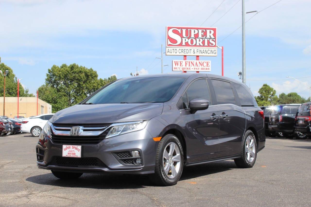 2018 Gray Honda Odyssey EXR (5FNRL6H72JB) with an 3.5L V6 SOHC 24V engine, 6A transmission, located at 4301 NW 39th , Oklahoma City, OK, 73112, (405) 949-5600, 35.512135, -97.598671 - NO DRIVERS LICENCE -NO FULL COVERAGE INSURANCE - NO CREDIT CHECK. COME ON OVER TO SUPERSPORTS, TAKE A LOOK AND TEST DRIVE. PLEASE GIVE US A CALL AT (405) 949-5600. NO LICENCIA DE CONDUCIR - NO SEGURO DE COBERTURA TOTAL - NO VERIFICACION DE CREDITO. VISITENOS EN SUPERSPORTS, MIRE NUESTRO - Photo#6