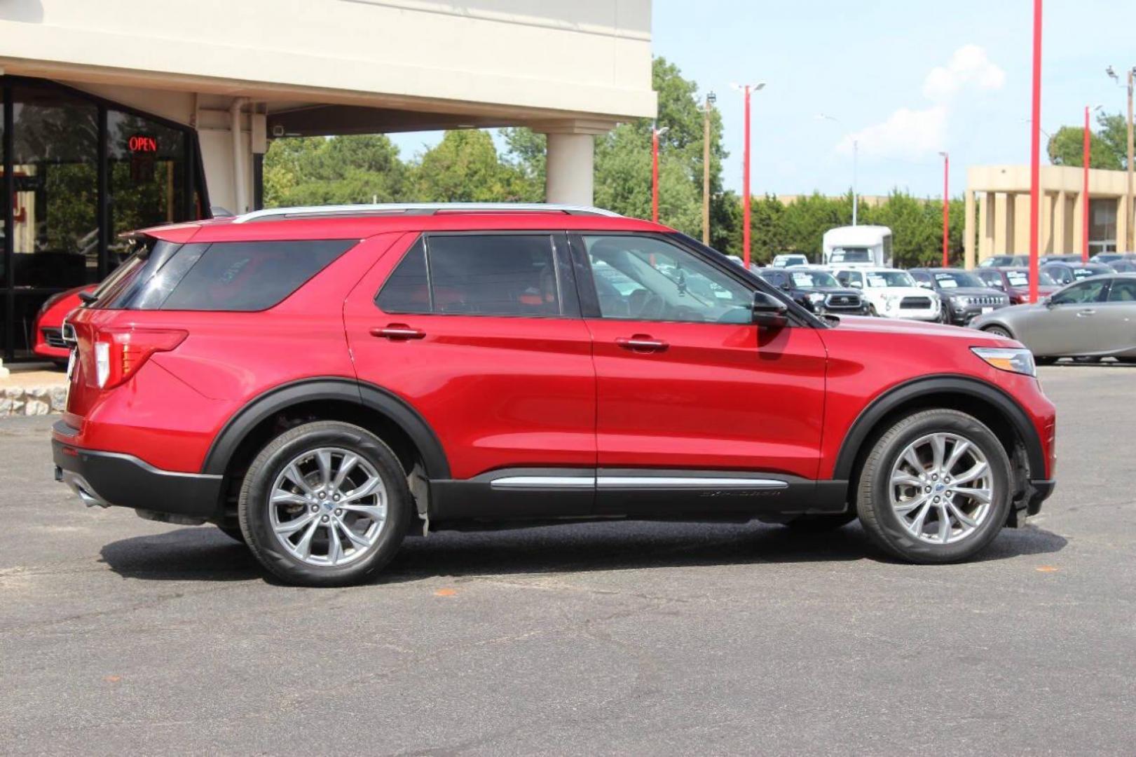 2021 Red Ford Explorer Limited (1FMSK7FH2MG) with an 2.3L L4 DOHC 16V engine, 10A transmission, located at 4301 NW 39th , Oklahoma City, OK, 73112, (405) 949-5600, 35.512135, -97.598671 - NO DRIVERS LICENCE -NO FULL COVERAGE INSURANCE - NO CREDIT CHECK. COME ON OVER TO SUPERSPORTS, TAKE A LOOK AND TEST DRIVE. PLEASE GIVE US A CALL AT (405) 949-5600. NO LICENCIA DE CONDUCIR - NO SEGURO DE COBERTURA TOTAL - NO VERIFICACION DE CREDITO. VISITENOS EN SUPERSPORTS, MIRE NUESTRO - Photo#1