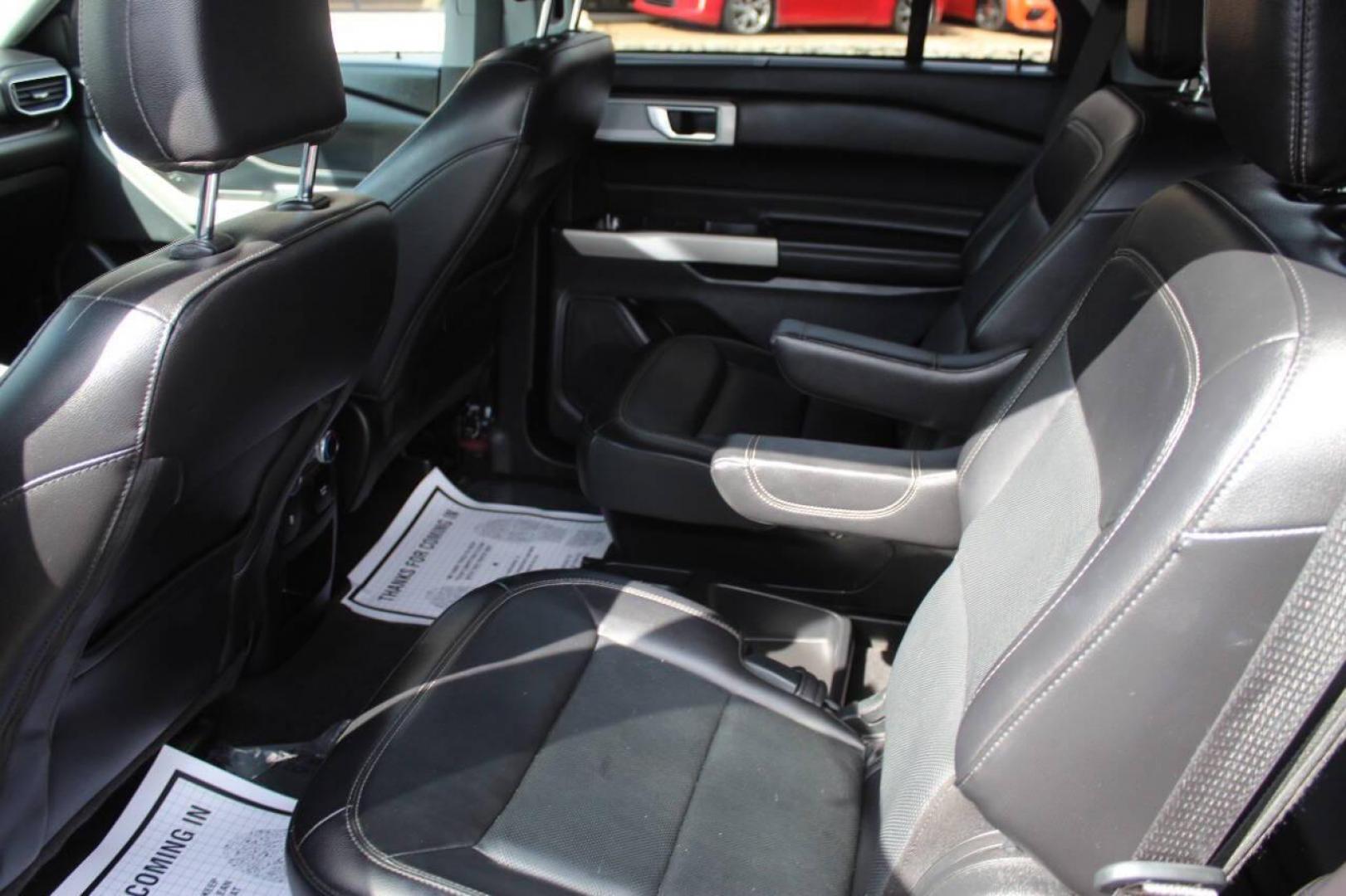 2021 Red Ford Explorer Limited (1FMSK7FH2MG) with an 2.3L L4 DOHC 16V engine, 10A transmission, located at 4301 NW 39th , Oklahoma City, OK, 73112, (405) 949-5600, 35.512135, -97.598671 - NO DRIVERS LICENCE -NO FULL COVERAGE INSURANCE - NO CREDIT CHECK. COME ON OVER TO SUPERSPORTS, TAKE A LOOK AND TEST DRIVE. PLEASE GIVE US A CALL AT (405) 949-5600. NO LICENCIA DE CONDUCIR - NO SEGURO DE COBERTURA TOTAL - NO VERIFICACION DE CREDITO. VISITENOS EN SUPERSPORTS, MIRE NUESTRO - Photo#14