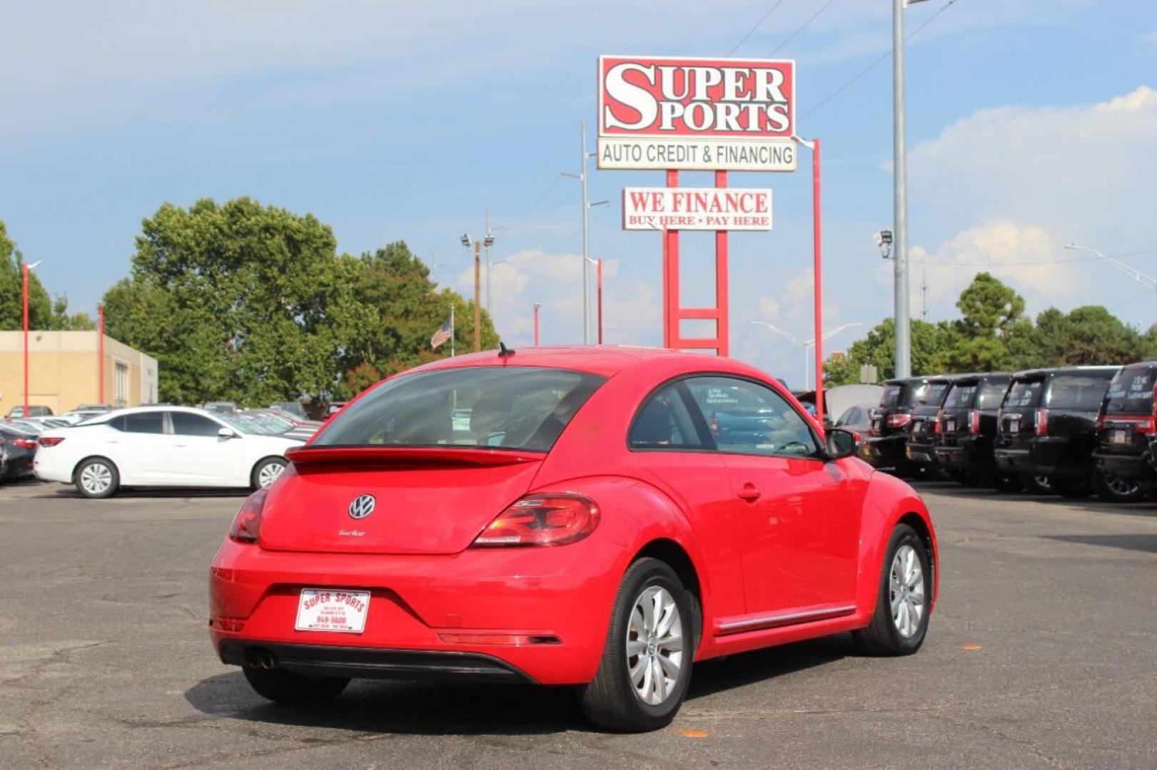2019 Red Volkswagen Beetle 2.0T S (3VWFD7AT5KM) with an 2.0L L4 DOHC 16V engine, 6A transmission, located at 4301 NW 39th , Oklahoma City, OK, 73112, (405) 949-5600, 35.512135, -97.598671 - NO DRIVERS LICENCE -NO FULL COVERAGE INSURANCE - NO CREDIT CHECK. COME ON OVER TO SUPERSPORTS, TAKE A LOOK AND TEST DRIVE. PLEASE GIVE US A CALL AT (405) 949-5600. NO LICENCIA DE CONDUCIR - NO SEGURO DE COBERTURA TOTAL - NO VERIFICACION DE CREDITO. VISITENOS EN SUPERSPORTS, MIRE NUEST - Photo#3