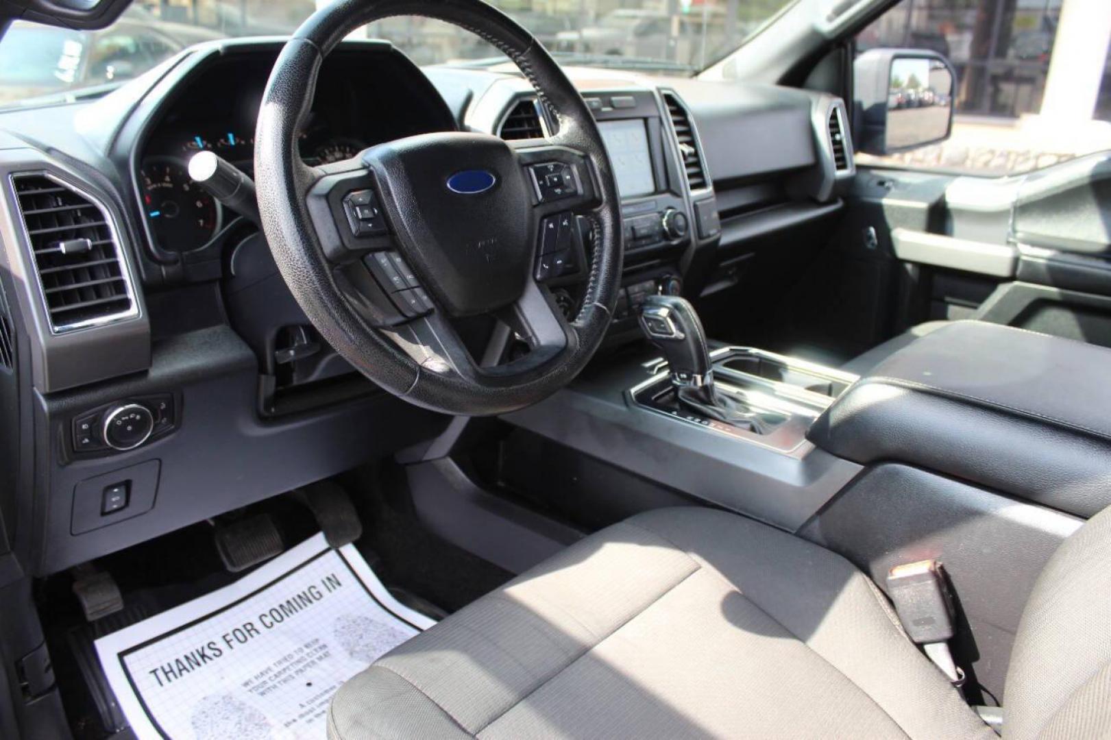 2016 White Ford F-150 XL SuperCrew 6.5-ft. Bed 4WD (1FTFW1EG1GK) with an 3.5 V6 engine, 6A transmission, located at 4301 NW 39th , Oklahoma City, OK, 73112, (405) 949-5600, 35.512135, -97.598671 - NO DRIVERS LICENCE -NO FULL COVERAGE INSURANCE - NO CREDIT CHECK. COME ON OVER TO SUPERSPORTS, TAKE A LOOK AND TEST DRIVE. PLEASE GIVE US A CALL AT (405) 949-5600. NO LICENCIA DE CONDUCIR - NO SEGURO DE COBERTURA TOTAL - NO VERIFICACION DE CREDITO. VISITENOS EN SUPERSPORTS, MIRE NUESTRO - Photo#16