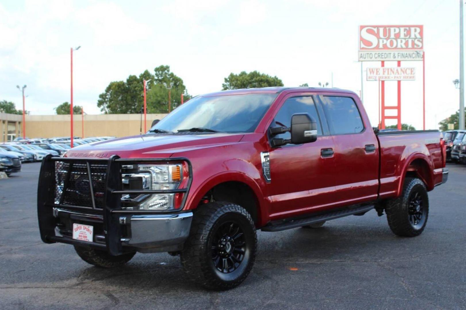 2020 Red Ford F-250 SD XL Crew Cab 4WD (1FT7W2BNXLE) with an 7.3L V8 OHV 16V engine, 6A transmission, located at 4301 NW 39th , Oklahoma City, OK, 73112, (405) 949-5600, 35.512135, -97.598671 - NO DRIVERS LICENCE -NO FULL COVERAGE INSURANCE - NO CREDIT CHECK. COME ON OVER TO SUPERSPORTS, TAKE A LOOK AND TEST DRIVE. PLEASE GIVE US A CALL AT (405) 949-5600. NO LICENCIA DE CONDUCIR - NO SEGURO DE COBERTURA TOTAL - NO VERIFICACION DE CREDITO. VISITENOS EN SUPERSPORTS, MIRE NUESTRO - Photo#6