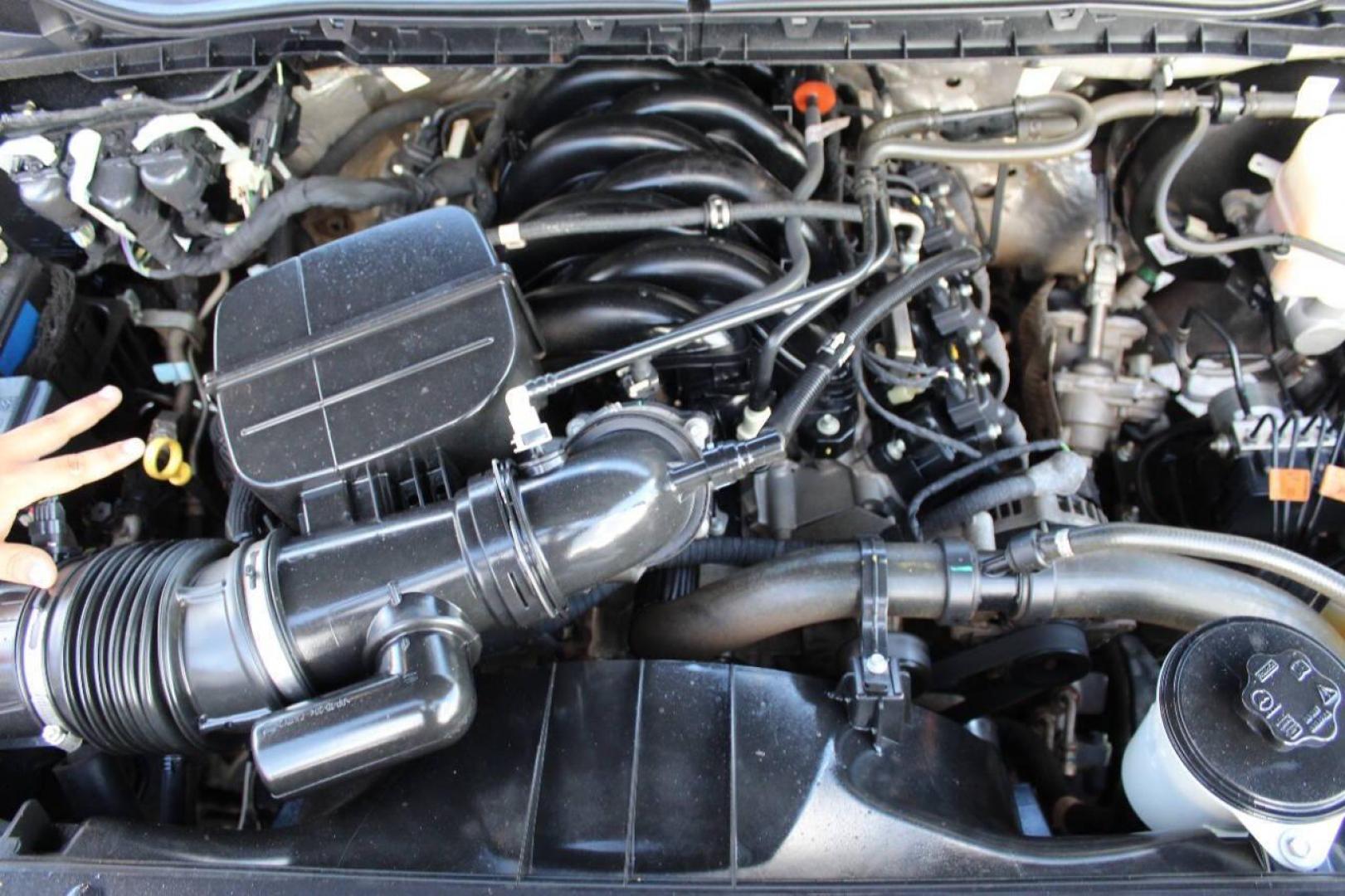 2020 Red Ford F-250 SD XL Crew Cab 4WD (1FT7W2BNXLE) with an 7.3L V8 OHV 16V engine, 6A transmission, located at 4301 NW 39th , Oklahoma City, OK, 73112, (405) 949-5600, 35.512135, -97.598671 - NO DRIVERS LICENCE -NO FULL COVERAGE INSURANCE - NO CREDIT CHECK. COME ON OVER TO SUPERSPORTS, TAKE A LOOK AND TEST DRIVE. PLEASE GIVE US A CALL AT (405) 949-5600. NO LICENCIA DE CONDUCIR - NO SEGURO DE COBERTURA TOTAL - NO VERIFICACION DE CREDITO. VISITENOS EN SUPERSPORTS, MIRE NUESTRO - Photo#7