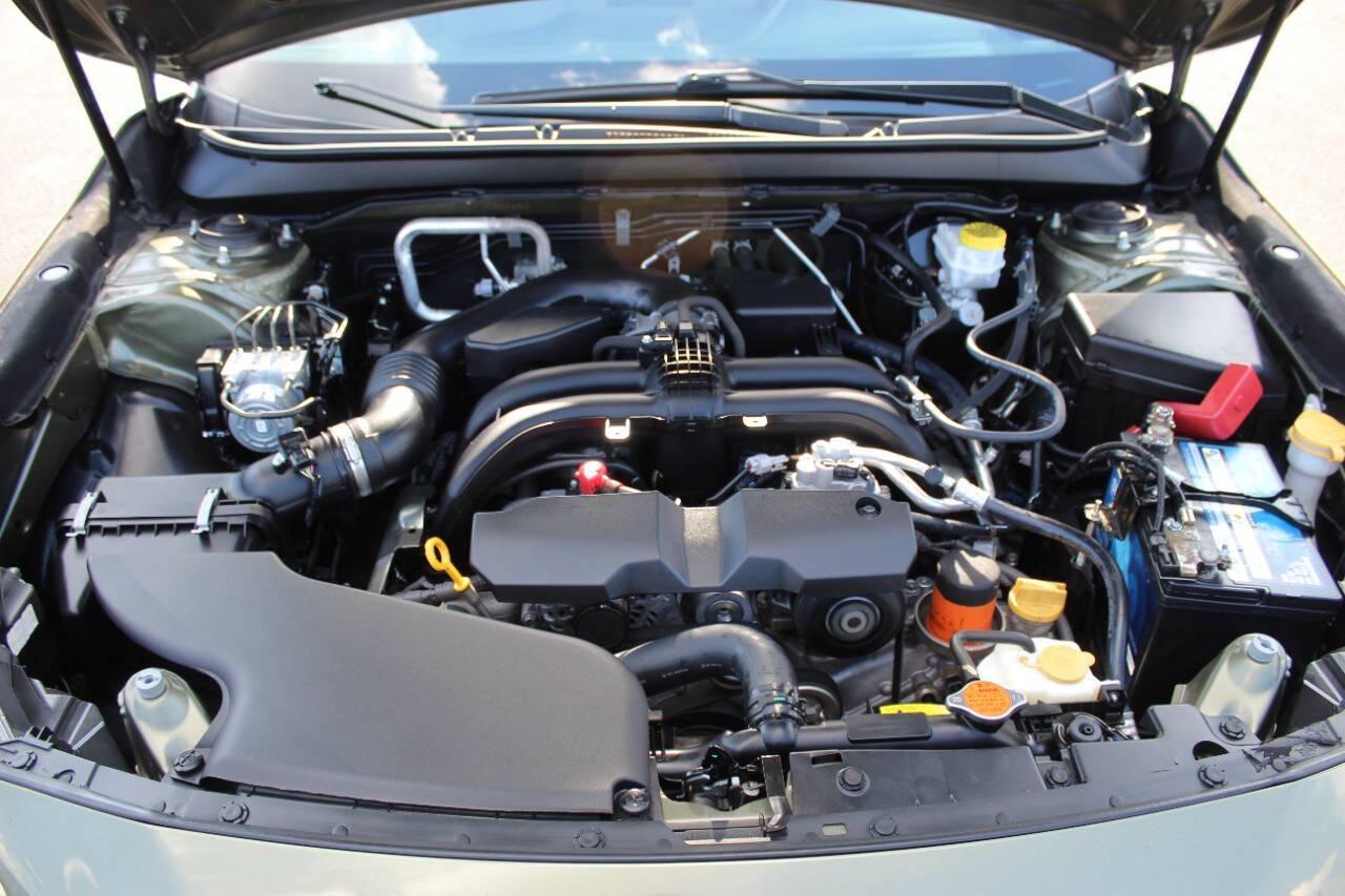 2019 Green Subaru Outback 2.5i Premium (4S4BSAHC8K3) with an 2.5L H4 DOHC 16V engine, CVT transmission, located at 4301 NW 39th , Oklahoma City, OK, 73112, (405) 949-5600, 35.512135, -97.598671 - NO DRIVERS LICENCE -NO FULL COVERAGE INSURANCE - NO CREDIT CHECK. COME ON OVER TO SUPERSPORTS, TAKE A LOOK AND TEST DRIVE. PLEASE GIVE US A CALL AT (405) 949-5600. NO LICENCIA DE CONDUCIR - NO SEGURO DE COBERTURA TOTAL - NO VERIFICACION DE CREDITO. VISITENOS EN SUPERSPORTS, MIRE NUESTRO - Photo#7