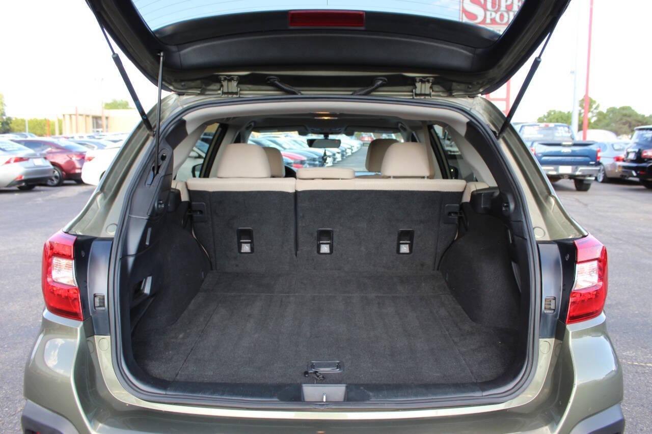 2019 Green Subaru Outback 2.5i Premium (4S4BSAHC8K3) with an 2.5L H4 DOHC 16V engine, CVT transmission, located at 4301 NW 39th , Oklahoma City, OK, 73112, (405) 949-5600, 35.512135, -97.598671 - NO DRIVERS LICENCE -NO FULL COVERAGE INSURANCE - NO CREDIT CHECK. COME ON OVER TO SUPERSPORTS, TAKE A LOOK AND TEST DRIVE. PLEASE GIVE US A CALL AT (405) 949-5600. NO LICENCIA DE CONDUCIR - NO SEGURO DE COBERTURA TOTAL - NO VERIFICACION DE CREDITO. VISITENOS EN SUPERSPORTS, MIRE NUESTRO - Photo#12