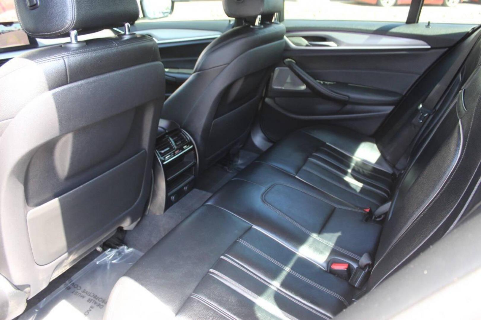 2019 White BMW 5-Series 530e iPerformance (WBAJA9C58KB) with an 2.0L L4 DOHC 16V TURBO HYBRID engine, 8A transmission, located at 4301 NW 39th , Oklahoma City, OK, 73112, (405) 949-5600, 35.512135, -97.598671 - NO DRIVERS LICENCE -NO FULL COVERAGE INSURANCE - NO CREDIT CHECK. COME ON OVER TO SUPERSPORTS, TAKE A LOOK AND TEST DRIVE. PLEASE GIVE US A CALL AT (405) 949-5600. NO LICENCIA DE CONDUCIR - NO SEGURO DE COBERTURA TOTAL - NO VERIFICACION DE CREDITO. VISITENOS EN SUPERSPORTS, MIRE NUESTRO - Photo#11