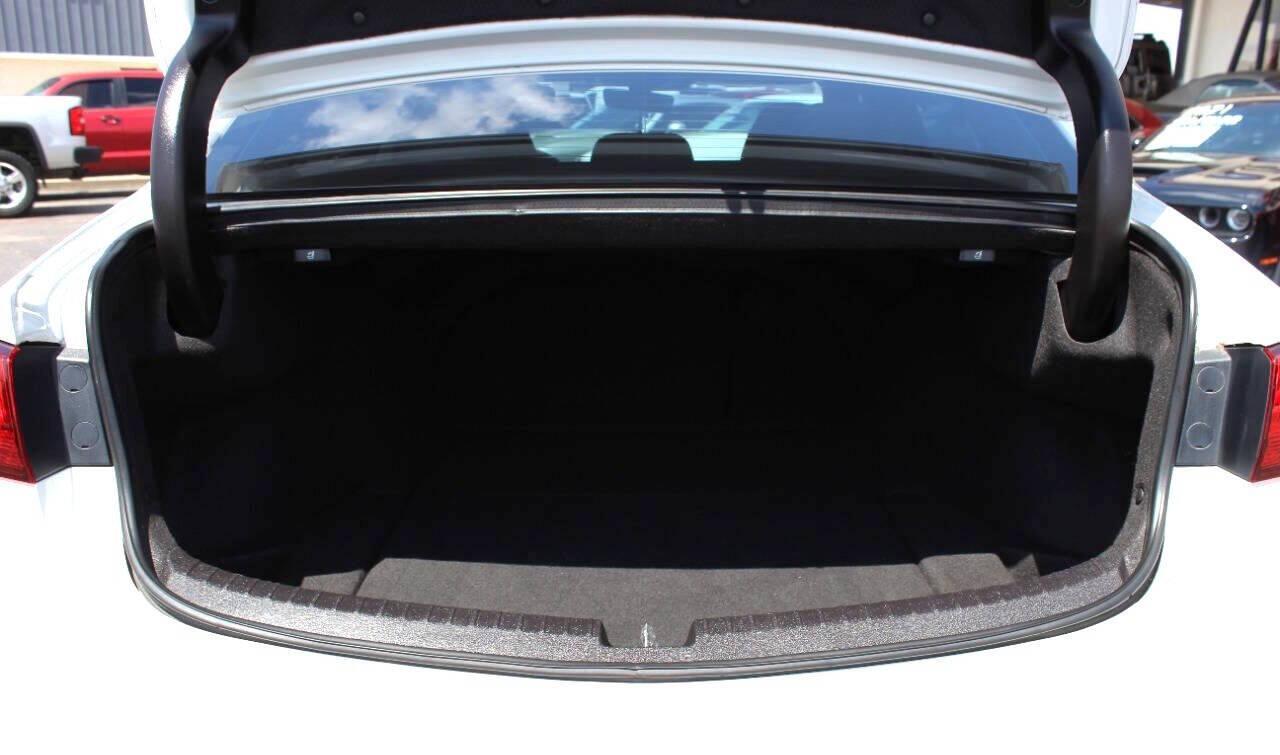 2020 White Acura TLX Base 2.4L (19UUB1F34LA) with an 2.4L L4 DOHC 16V engine, 8A transmission, located at 4301 NW 39th , Oklahoma City, OK, 73112, (405) 949-5600, 35.512135, -97.598671 - NO DRIVERS LICENCE -NO FULL COVERAGE INSURANCE - NO CREDIT CHECK. COME ON OVER TO SUPERSPORTS, TAKE A LOOK AND TEST DRIVE. PLEASE GIVE US A CALL AT (405) 949-5600. NO LICENCIA DE CONDUCIR - NO SEGURO DE COBERTURA TOTAL - NO VERIFICACION DE CREDITO. VISITENOS EN SUPERSPORTS, MIRE NUESTRO - Photo#12