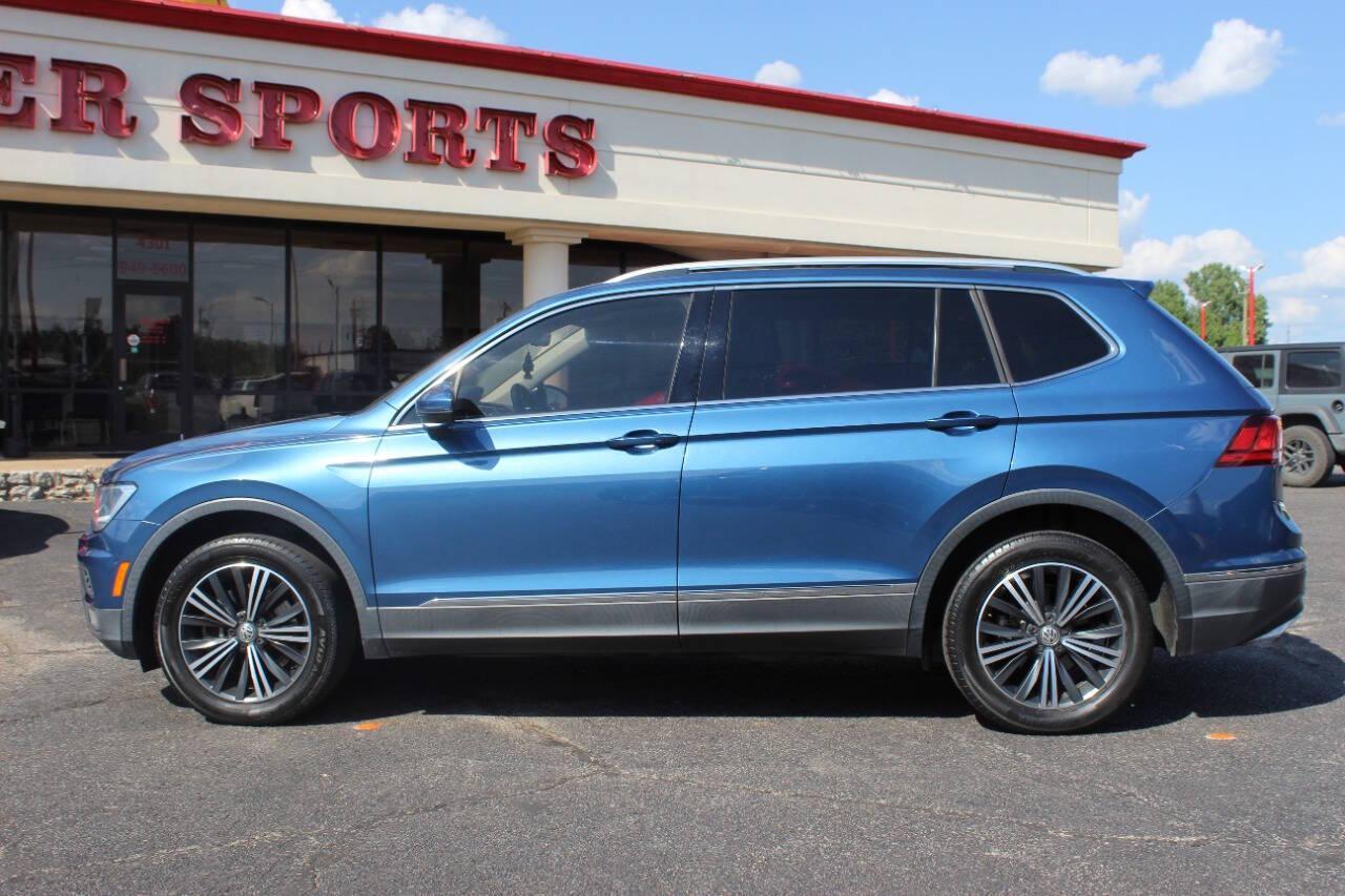2019 Blue Volkswagen Tiguan SE (3VV3B7AX4KM) with an 2.0L L4 DOHC 16V TURBO engine, 8A transmission, located at 4301 NW 39th , Oklahoma City, OK, 73112, (405) 949-5600, 35.512135, -97.598671 - NO DRIVERS LICENCE -NO FULL COVERAGE INSURANCE - NO CREDIT CHECK. COME ON OVER TO SUPERSPORTS, TAKE A LOOK AND TEST DRIVE. PLEASE GIVE US A CALL AT (405) 949-5600. NO LICENCIA DE CONDUCIR - NO SEGURO DE COBERTURA TOTAL - NO VERIFICACION DE CREDITO. VISITENOS EN SUPERSPORTS, MIRE NUESTRO - Photo#5