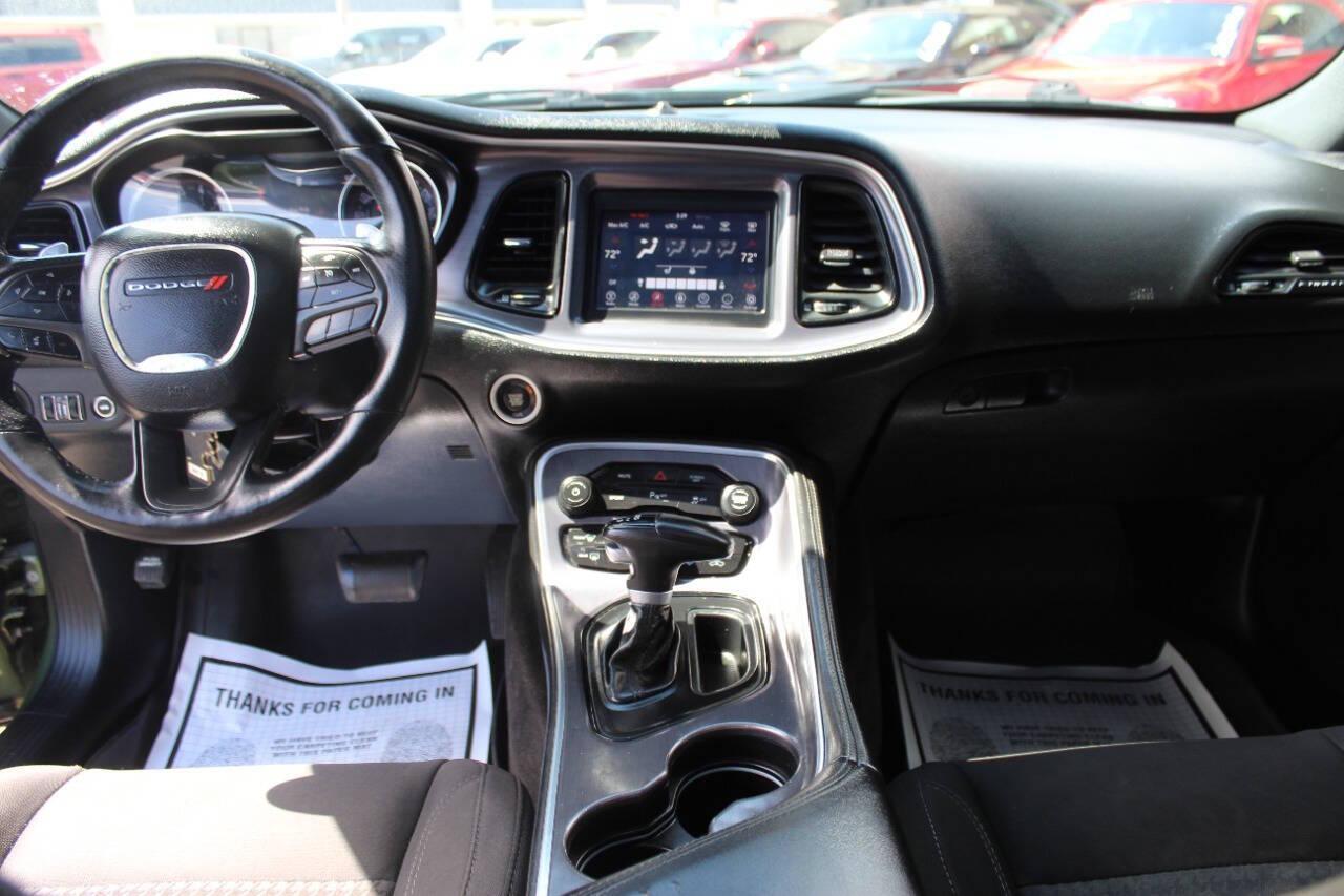 2018 Green Dodge Challenger R/T Plus (2C3CDZBT2JH) with an 5.7L V8 OHV 16V engine, 6A transmission, located at 4301 NW 39th , Oklahoma City, OK, 73112, (405) 949-5600, 35.512135, -97.598671 - NO DRIVERS LICENCE -NO FULL COVERAGE INSURANCE - NO CREDIT CHECK. COME ON OVER TO SUPERSPORTS, TAKE A LOOK AND TEST DRIVE. PLEASE GIVE US A CALL AT (405) 949-5600. NO LICENCIA DE CONDUCIR - NO SEGURO DE COBERTURA TOTAL - NO VERIFICACION DE CREDITO. VISITENOS EN SUPERSPORTS, MIRE NUESTRO - Photo#14