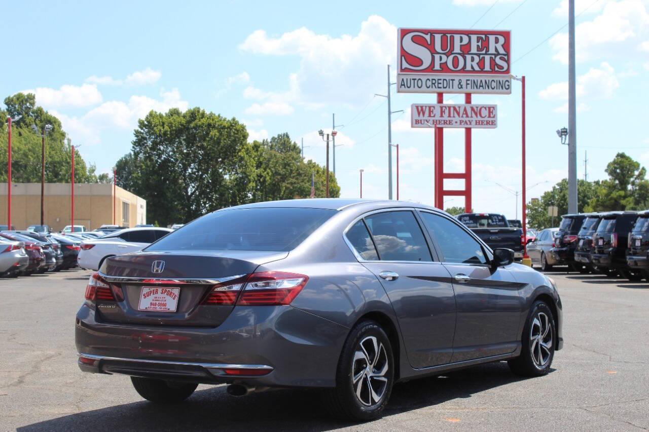 2016 Gray Honda Accord LX Sedan CVT (1HGCR2F3XGA) with an 2.4L L4 DOHC 16V engine, CVT transmission, located at 4301 NW 39th , Oklahoma City, OK, 73112, (405) 949-5600, 35.512135, -97.598671 - NO DRIVERS LICENCE -NO FULL COVERAGE INSURANCE - NO CREDIT CHECK. COME ON OVER TO SUPERSPORTS, TAKE A LOOK AND TEST DRIVE. PLEASE GIVE US A CALL AT (405) 949-5600. NO LICENCIA DE CONDUCIR - NO SEGURO DE COBERTURA TOTAL - NO VERIFICACION DE CREDITO. VISITENOS EN SUPERSPORTS, MIRE NUESTRO - Photo#3