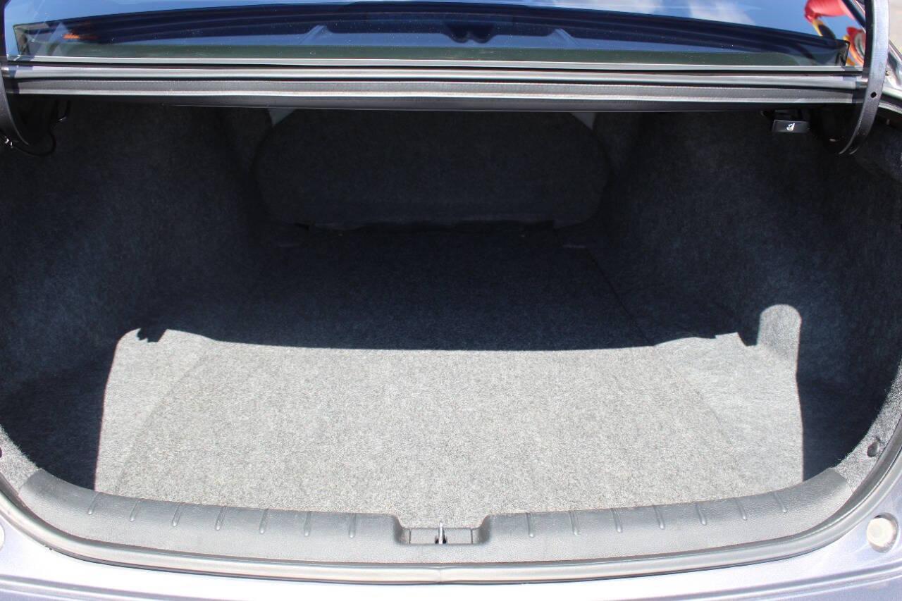 2016 Gray Honda Accord LX Sedan CVT (1HGCR2F3XGA) with an 2.4L L4 DOHC 16V engine, CVT transmission, located at 4301 NW 39th , Oklahoma City, OK, 73112, (405) 949-5600, 35.512135, -97.598671 - NO DRIVERS LICENCE -NO FULL COVERAGE INSURANCE - NO CREDIT CHECK. COME ON OVER TO SUPERSPORTS, TAKE A LOOK AND TEST DRIVE. PLEASE GIVE US A CALL AT (405) 949-5600. NO LICENCIA DE CONDUCIR - NO SEGURO DE COBERTURA TOTAL - NO VERIFICACION DE CREDITO. VISITENOS EN SUPERSPORTS, MIRE NUESTRO - Photo#12