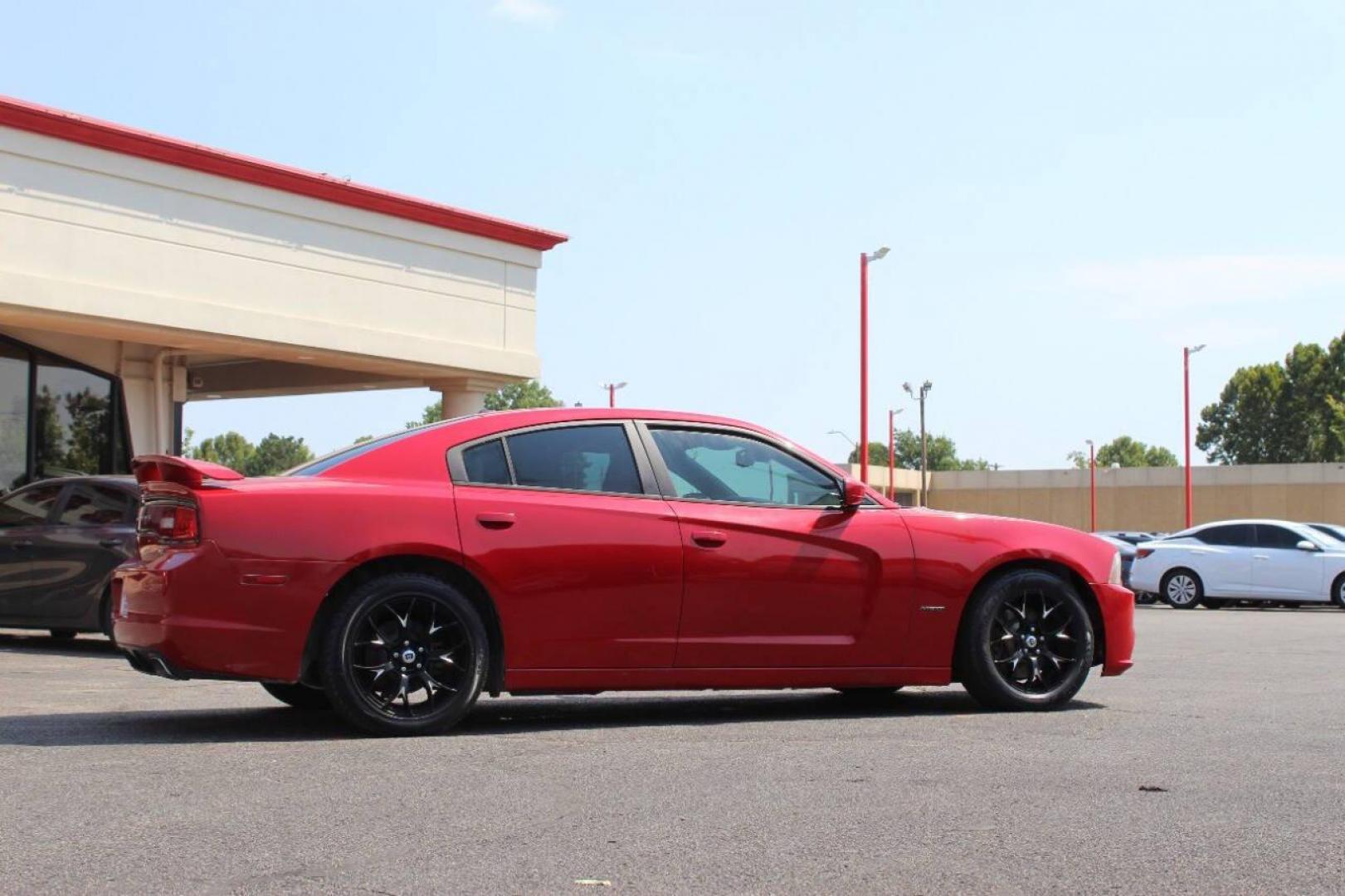 2012 Red Dodge Charger R/T (2C3CDXCT4CH) with an 5.7L V8 OHV 16V engine, 5-Speed Automatic transmission, located at 4301 NW 39th , Oklahoma City, OK, 73112, (405) 949-5600, 35.512135, -97.598671 - NO DRIVERS LICENCE -NO FULL COVERAGE INSURANCE - NO CREDIT CHECK. COME ON OVER TO SUPERSPORTS, TAKE A LOOK AND TEST DRIVE. PLEASE GIVE US A CALL AT (405) 949-5600. NO LICENCIA DE CONDUCIR - NO SEGURO DE COBERTURA TOTAL - NO VERIFICACION DE CREDITO. VISITENOS EN SUPERSPORTS, MIRE NUESTRO - Photo#2