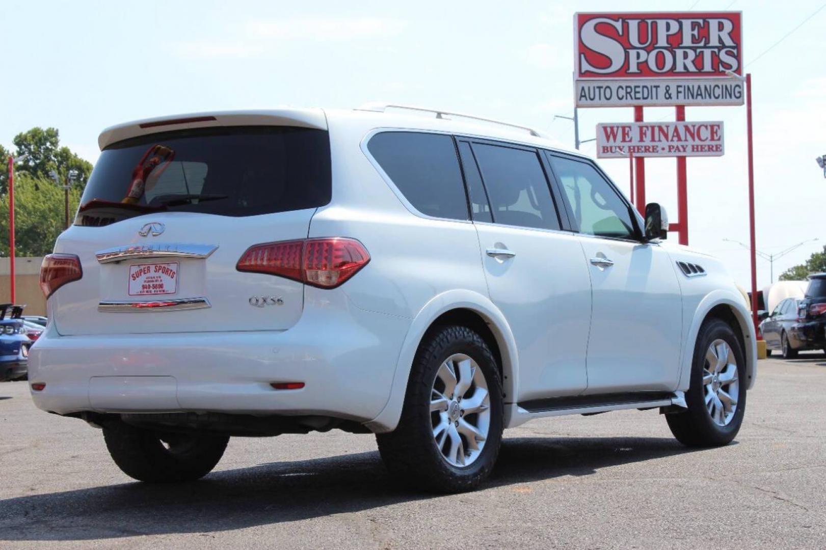 2011 White Infiniti QX56 4WD (JN8AZ2NE6B9) with an 5.6L V8 DOHC 32V engine, 5-Speed Automatic transmission, located at 4301 NW 39th , Oklahoma City, OK, 73112, (405) 949-5600, 35.512135, -97.598671 - NO DRIVERS LICENCE -NO FULL COVERAGE INSURANCE - NO CREDIT CHECK. COME ON OVER TO SUPERSPORTS, TAKE A LOOK AND TEST DRIVE. PLEASE GIVE US A CALL AT (405) 949-5600. NO LICENCIA DE CONDUCIR - NO SEGURO DE COBERTURA TOTAL - NO VERIFICACION DE CREDITO. VISITENOS EN SUPERSPORTS, MIRE NUESTRO - Photo#2