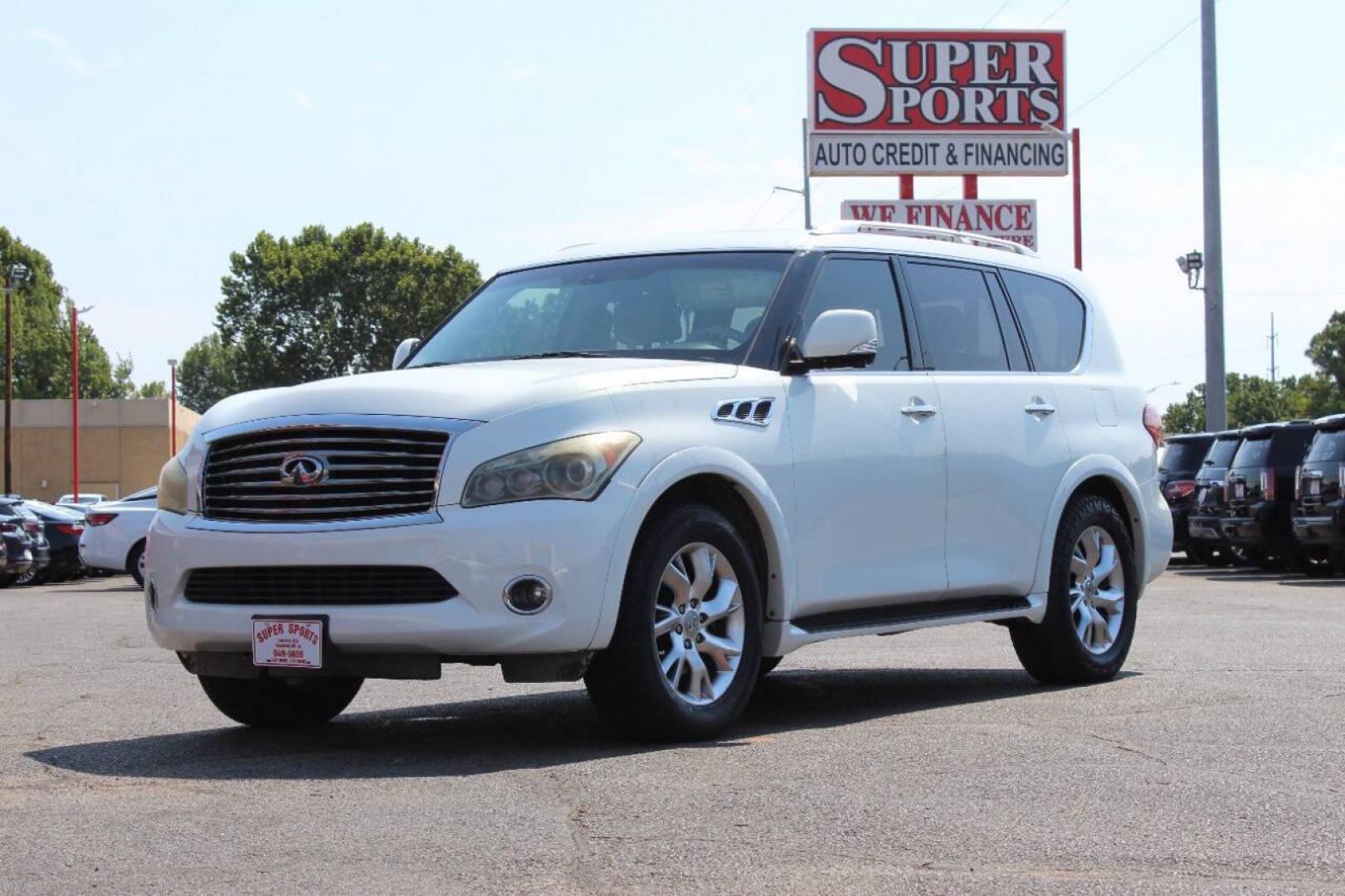 2011 White Infiniti QX56 4WD (JN8AZ2NE6B9) with an 5.6L V8 DOHC 32V engine, 5-Speed Automatic transmission, located at 4301 NW 39th , Oklahoma City, OK, 73112, (405) 949-5600, 35.512135, -97.598671 - NO DRIVERS LICENCE -NO FULL COVERAGE INSURANCE - NO CREDIT CHECK. COME ON OVER TO SUPERSPORTS, TAKE A LOOK AND TEST DRIVE. PLEASE GIVE US A CALL AT (405) 949-5600. NO LICENCIA DE CONDUCIR - NO SEGURO DE COBERTURA TOTAL - NO VERIFICACION DE CREDITO. VISITENOS EN SUPERSPORTS, MIRE NUESTRO - Photo#5