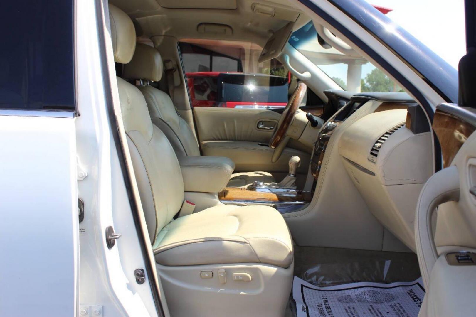 2011 White Infiniti QX56 4WD (JN8AZ2NE6B9) with an 5.6L V8 DOHC 32V engine, 5-Speed Automatic transmission, located at 4301 NW 39th , Oklahoma City, OK, 73112, (405) 949-5600, 35.512135, -97.598671 - NO DRIVERS LICENCE -NO FULL COVERAGE INSURANCE - NO CREDIT CHECK. COME ON OVER TO SUPERSPORTS, TAKE A LOOK AND TEST DRIVE. PLEASE GIVE US A CALL AT (405) 949-5600. NO LICENCIA DE CONDUCIR - NO SEGURO DE COBERTURA TOTAL - NO VERIFICACION DE CREDITO. VISITENOS EN SUPERSPORTS, MIRE NUESTRO - Photo#7
