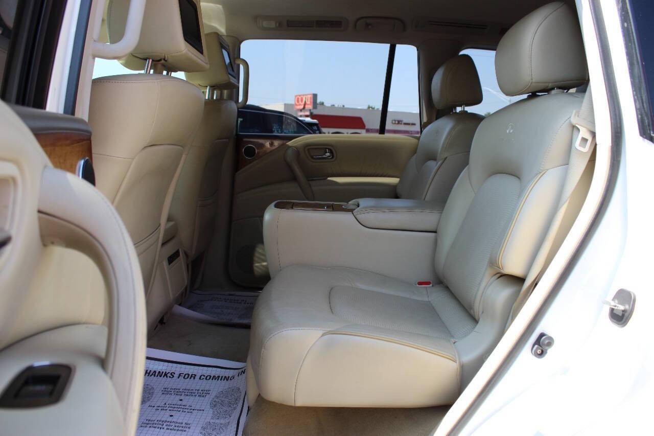 2011 White Infiniti QX56 4WD (JN8AZ2NE6B9) with an 5.6L V8 DOHC 32V engine, 5-Speed Automatic transmission, located at 4301 NW 39th , Oklahoma City, OK, 73112, (405) 949-5600, 35.512135, -97.598671 - NO DRIVERS LICENCE -NO FULL COVERAGE INSURANCE - NO CREDIT CHECK. COME ON OVER TO SUPERSPORTS, TAKE A LOOK AND TEST DRIVE. PLEASE GIVE US A CALL AT (405) 949-5600. NO LICENCIA DE CONDUCIR - NO SEGURO DE COBERTURA TOTAL - NO VERIFICACION DE CREDITO. VISITENOS EN SUPERSPORTS, MIRE NUESTRO - Photo#16
