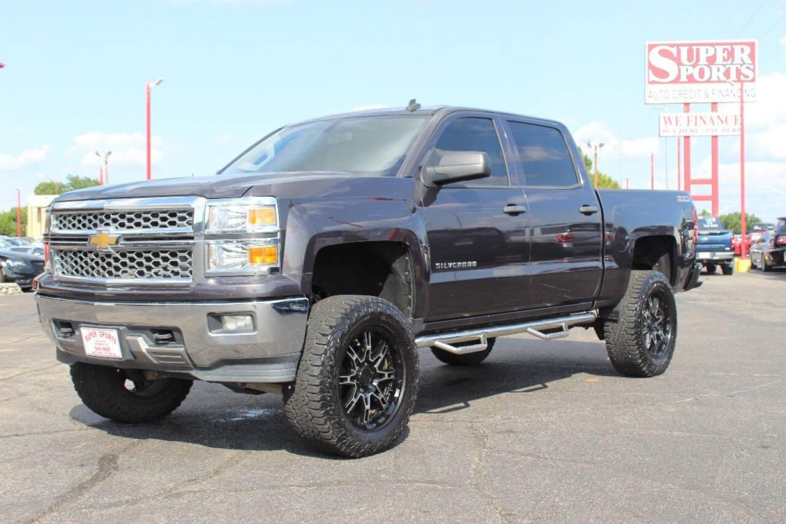 2014 Gray Chevrolet Silverado 1500 1LT Crew Cab 4WD (3GCUKREC8EG) with an 5.3L V8 OHV 16V engine, 6-Speed Automatic transmission, located at 4301 NW 39th , Oklahoma City, OK, 73112, (405) 949-5600, 35.512135, -97.598671 - Photo#6