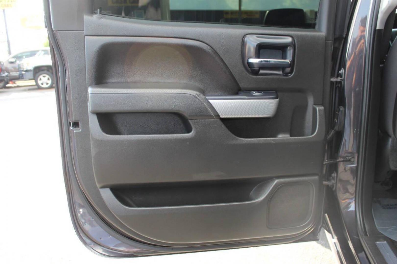 2014 Gray Chevrolet Silverado 1500 1LT Crew Cab 4WD (3GCUKREC8EG) with an 5.3L V8 OHV 16V engine, 6-Speed Automatic transmission, located at 4301 NW 39th , Oklahoma City, OK, 73112, (405) 949-5600, 35.512135, -97.598671 - Photo#13