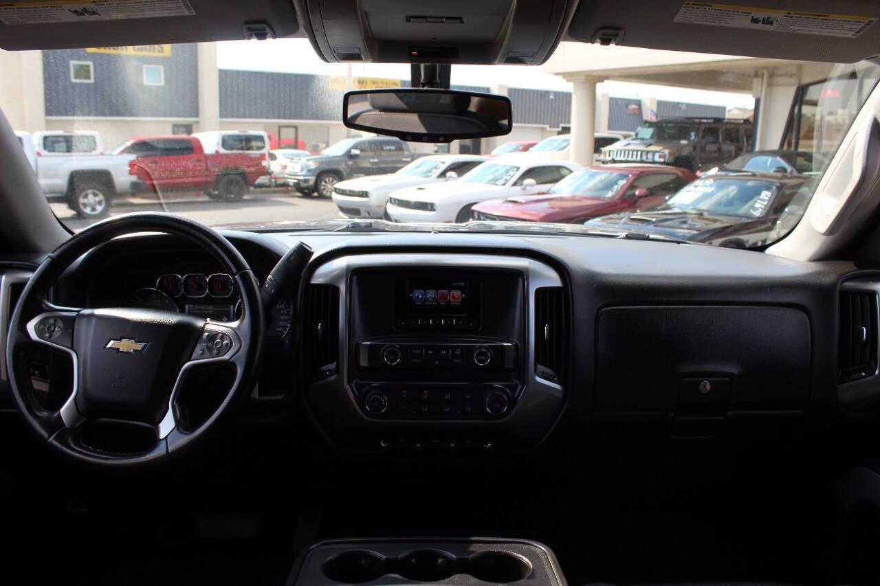 2014 Gray Chevrolet Silverado 1500 1LT Crew Cab 4WD (3GCUKREC8EG) with an 5.3L V8 OHV 16V engine, 6-Speed Automatic transmission, located at 4301 NW 39th , Oklahoma City, OK, 73112, (405) 949-5600, 35.512135, -97.598671 - NO DRIVERS LICENCE -NO FULL COVERAGE INSURANCE - NO CREDIT CHECK. COME ON OVER TO SUPERSPORTS, TAKE A LOOK AND TEST DRIVE. PLEASE GIVE US A CALL AT (405) 949-5600. NO LICENCIA DE CONDUCIR - NO SEGURO DE COBERTURA TOTAL - NO VERIFICACION DE CREDITO. VISITENOS EN SUPERSPORTS, MIRE NUESTRO - Photo#16