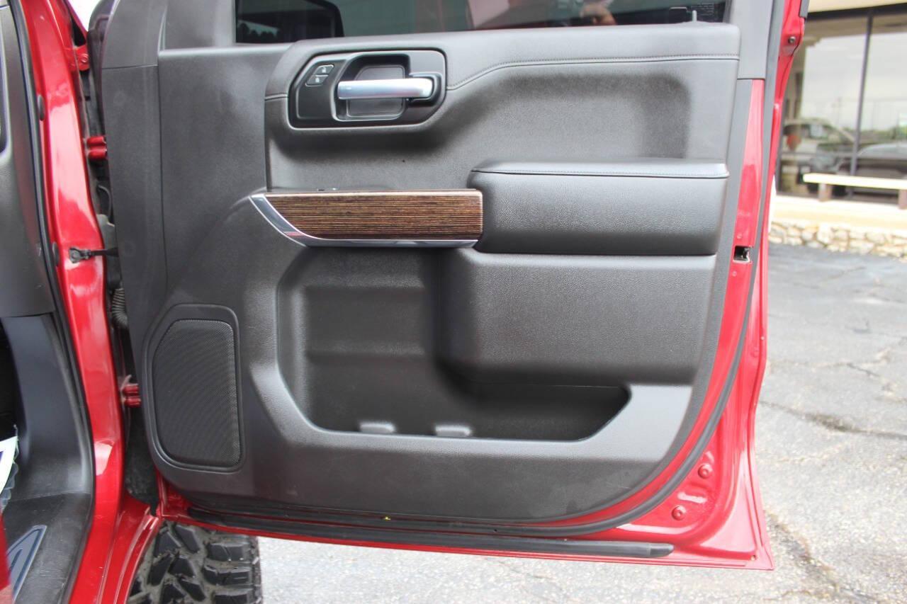 2020 Red GMC Sierra 1500 Elevation Crew Cab 2WD (3GTP8CED4LG) with an 5.3L V8 OHV 16V engine, 6A transmission, located at 4301 NW 39th , Oklahoma City, OK, 73112, (405) 949-5600, 35.512135, -97.598671 - NO DRIVERS LICENCE -NO FULL COVERAGE INSURANCE - NO CREDIT CHECK. COME ON OVER TO SUPERSPORTS, TAKE A LOOK AND TEST DRIVE. PLEASE GIVE US A CALL AT (405) 949-5600. NO LICENCIA DE CONDUCIR - NO SEGURO DE COBERTURA TOTAL - NO VERIFICACION DE CREDITO. VISITENOS EN SUPERSPORTS, MIRE NUESTRO - Photo#7