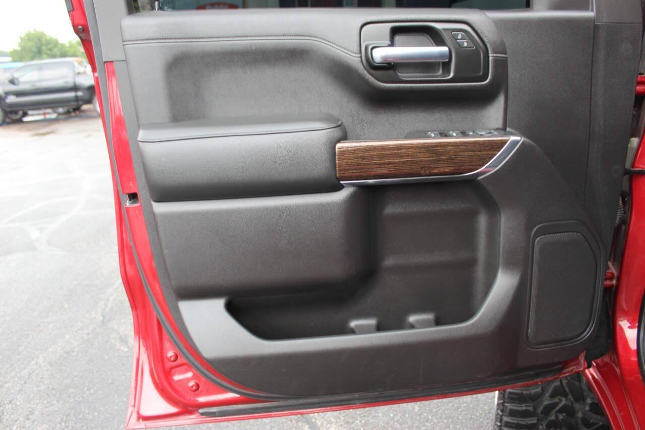 2020 Red GMC Sierra 1500 Elevation Crew Cab 2WD (3GTP8CED4LG) with an 5.3L V8 OHV 16V engine, 6A transmission, located at 4301 NW 39th , Oklahoma City, OK, 73112, (405) 949-5600, 35.512135, -97.598671 - NO DRIVERS LICENCE -NO FULL COVERAGE INSURANCE - NO CREDIT CHECK. COME ON OVER TO SUPERSPORTS, TAKE A LOOK AND TEST DRIVE. PLEASE GIVE US A CALL AT (405) 949-5600. NO LICENCIA DE CONDUCIR - NO SEGURO DE COBERTURA TOTAL - NO VERIFICACION DE CREDITO. VISITENOS EN SUPERSPORTS, MIRE NUESTRO - Photo#12