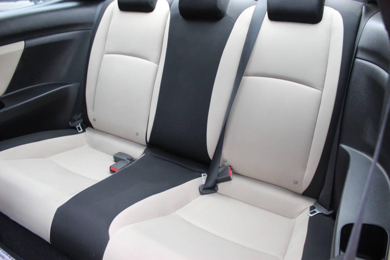 2016 Red Honda Civic LX-P Coupe CVT (2HGFC4B02GH) with an 2.0L L4 DOHC 16V engine, CVT transmission, located at 4301 NW 39th , Oklahoma City, OK, 73112, (405) 949-5600, 35.512135, -97.598671 - NO DRIVERS LICENCE -NO FULL COVERAGE INSURANCE - NO CREDIT CHECK. COME ON OVER TO SUPERSPORTS, TAKE A LOOK AND TEST DRIVE. PLEASE GIVE US A CALL AT (405) 949-5600. NO LICENCIA DE CONDUCIR - NO SEGURO DE COBERTURA TOTAL - NO VERIFICACION DE CREDITO. VISITENOS EN SUPERSPORTS, MIRE NUESTRO - Photo#12