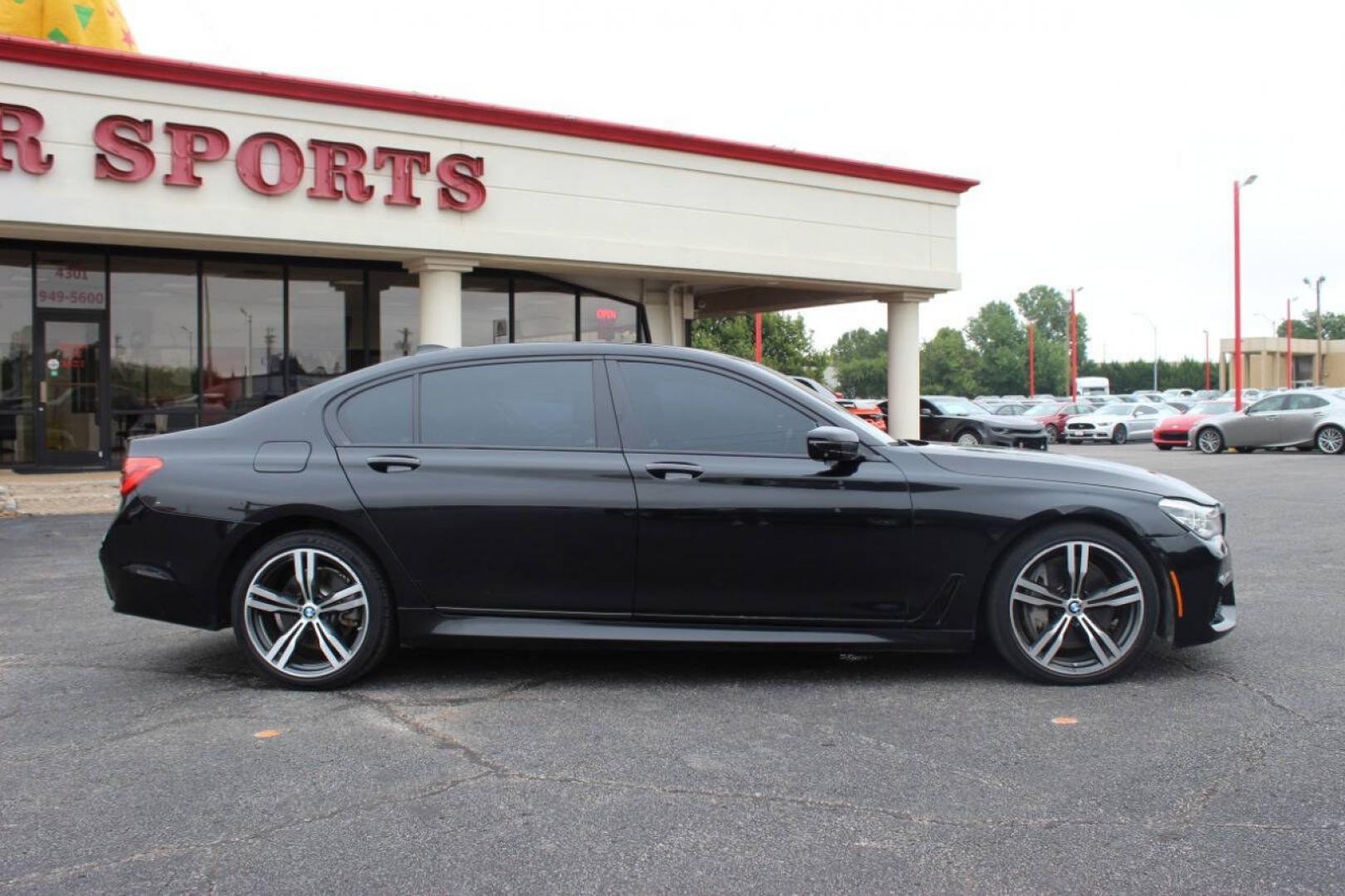2019 Black BMW 7 Series 750i (WBA7F0C59KG) with an 4.4L V8 Twin Turbocharger 4.4L V8 engine, Automatic 8-Speed transmission, located at 4301 NW 39th , Oklahoma City, OK, 73112, (405) 949-5600, 35.512135, -97.598671- Photo#2