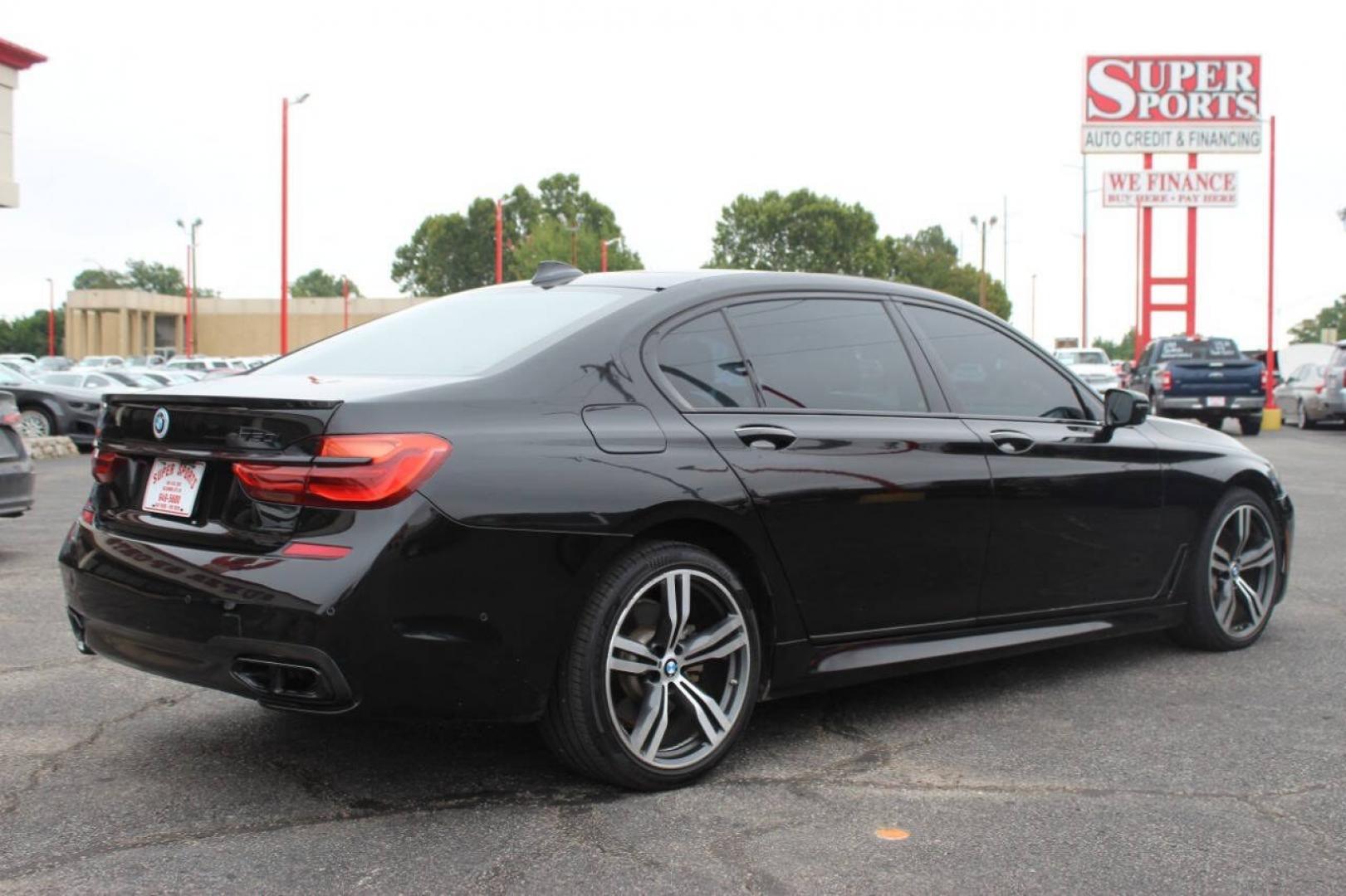 2019 Black BMW 7 Series 750i (WBA7F0C59KG) with an 4.4L V8 Twin Turbocharger 4.4L V8 engine, Automatic 8-Speed transmission, located at 4301 NW 39th , Oklahoma City, OK, 73112, (405) 949-5600, 35.512135, -97.598671- Photo#3
