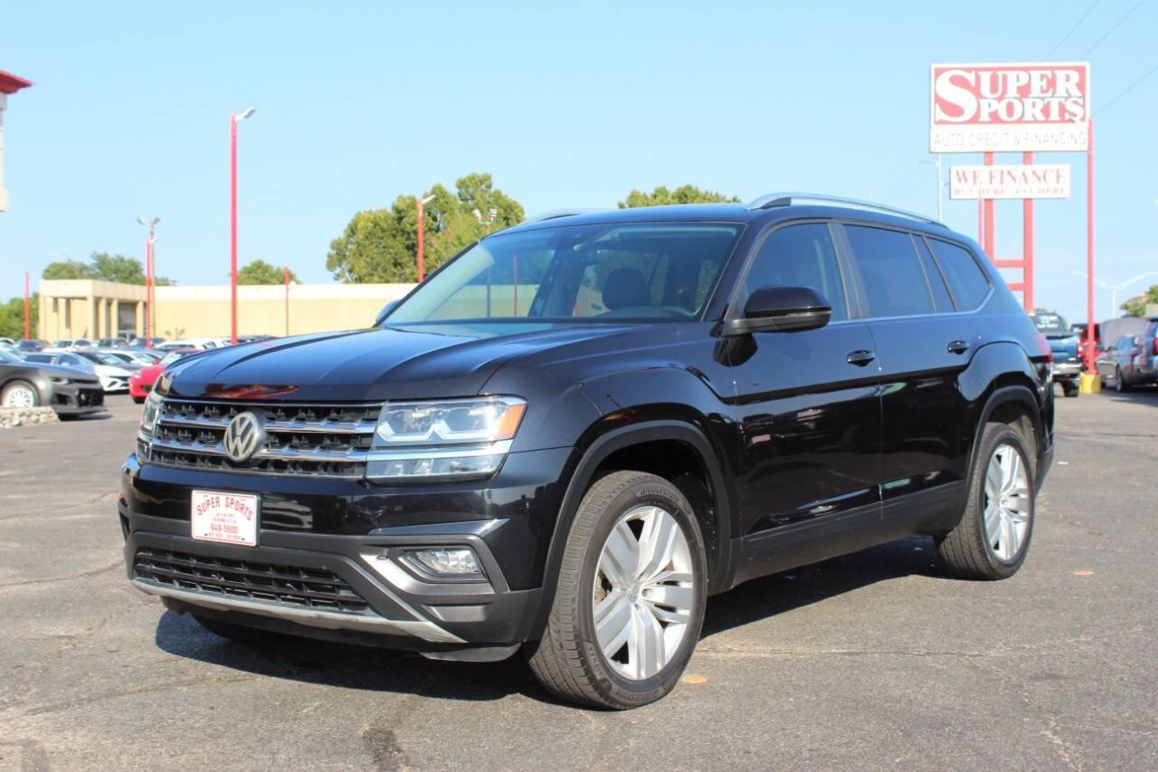 2019 Black Volkswagen Atlas V6 SE w/Technology (1V2WR2CAXKC) with an 3.6L V6 DOHC 24V engine, 8A transmission, located at 4301 NW 39th , Oklahoma City, OK, 73112, (405) 949-5600, 35.512135, -97.598671 - NO DRIVERS LICENCE -NO FULL COVERAGE INSURANCE - NO CREDIT CHECK. COME ON OVER TO SUPERSPORTS, TAKE A LOOK AND TEST DRIVE. PLEASE GIVE US A CALL AT (405) 949-5600. NO LICENCIA DE CONDUCIR - NO SEGURO DE COBERTURA TOTAL - NO VERIFICACION DE CREDITO. VISITENOS EN SUPERSPORTS, MIRE NUESTRO - Photo#6