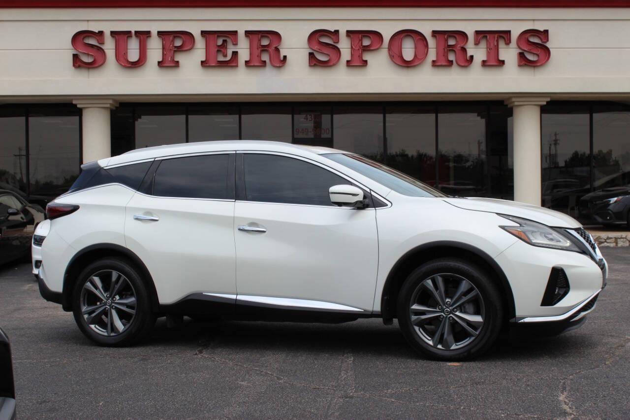 2020 White Nissan Murano Platinum AWD (5N1AZ2DS6LN) with an 3.5L V6 DOHC 24V engine, CVT transmission, located at 4301 NW 39th , Oklahoma City, OK, 73112, (405) 949-5600, 35.512135, -97.598671 - NO DRIVERS LICENCE -NO FULL COVERAGE INSURANCE - NO CREDIT CHECK. COME ON OVER TO SUPERSPORTS, TAKE A LOOK AND TEST DRIVE. PLEASE GIVE US A CALL AT (405) 949-5600. NO LICENCIA DE CONDUCIR - NO SEGURO DE COBERTURA TOTAL - NO VERIFICACION DE CREDITO. VISITENOS EN SUPERSPORTS, MIRE NUESTRO - Photo#0