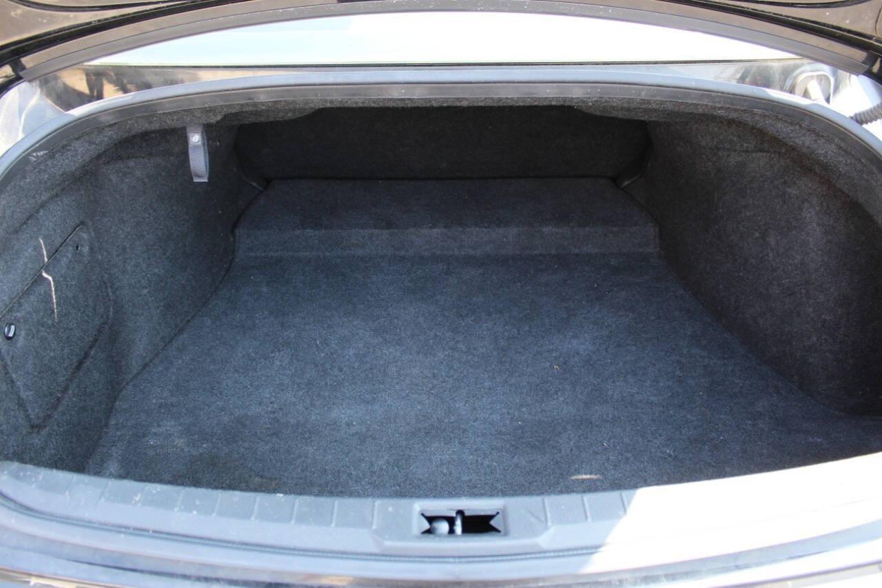 2018 Black Infiniti Q60 3.0t Sport (JN1EV7EK2JM) with an 3.0L V6 DOHC 24V TURBO engine, 7A transmission, located at 4301 NW 39th , Oklahoma City, OK, 73112, (405) 949-5600, 35.512135, -97.598671 - NO DRIVERS LICENCE -NO FULL COVERAGE INSURANCE - NO CREDIT CHECK. COME ON OVER TO SUPERSPORTS, TAKE A LOOK AND TEST DRIVE. PLEASE GIVE US A CALL AT (405) 949-5600. NO LICENCIA DE CONDUCIR - NO SEGURO DE COBERTURA TOTAL - NO VERIFICACION DE CREDITO. VISITENOS EN SUPERSPORTS, MIRE NUESTRO - Photo#11