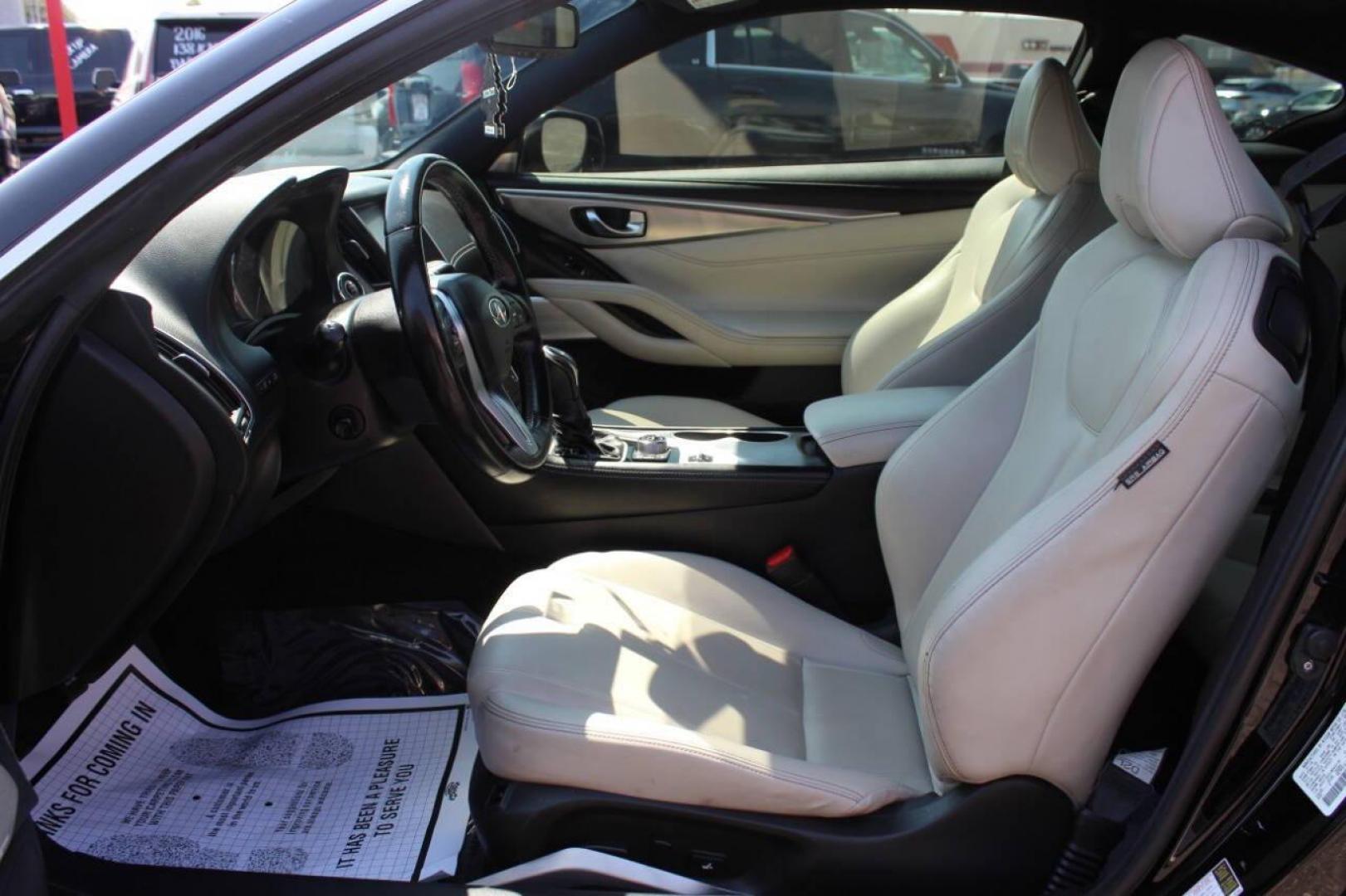 2018 Black Infiniti Q60 3.0t Sport (JN1EV7EK2JM) with an 3.0L V6 DOHC 24V TURBO engine, 7A transmission, located at 4301 NW 39th , Oklahoma City, OK, 73112, (405) 949-5600, 35.512135, -97.598671 - NO DRIVERS LICENCE -NO FULL COVERAGE INSURANCE - NO CREDIT CHECK. COME ON OVER TO SUPERSPORTS, TAKE A LOOK AND TEST DRIVE. PLEASE GIVE US A CALL AT (405) 949-5600. NO LICENCIA DE CONDUCIR - NO SEGURO DE COBERTURA TOTAL - NO VERIFICACION DE CREDITO. VISITENOS EN SUPERSPORTS, MIRE NUESTRO - Photo#13