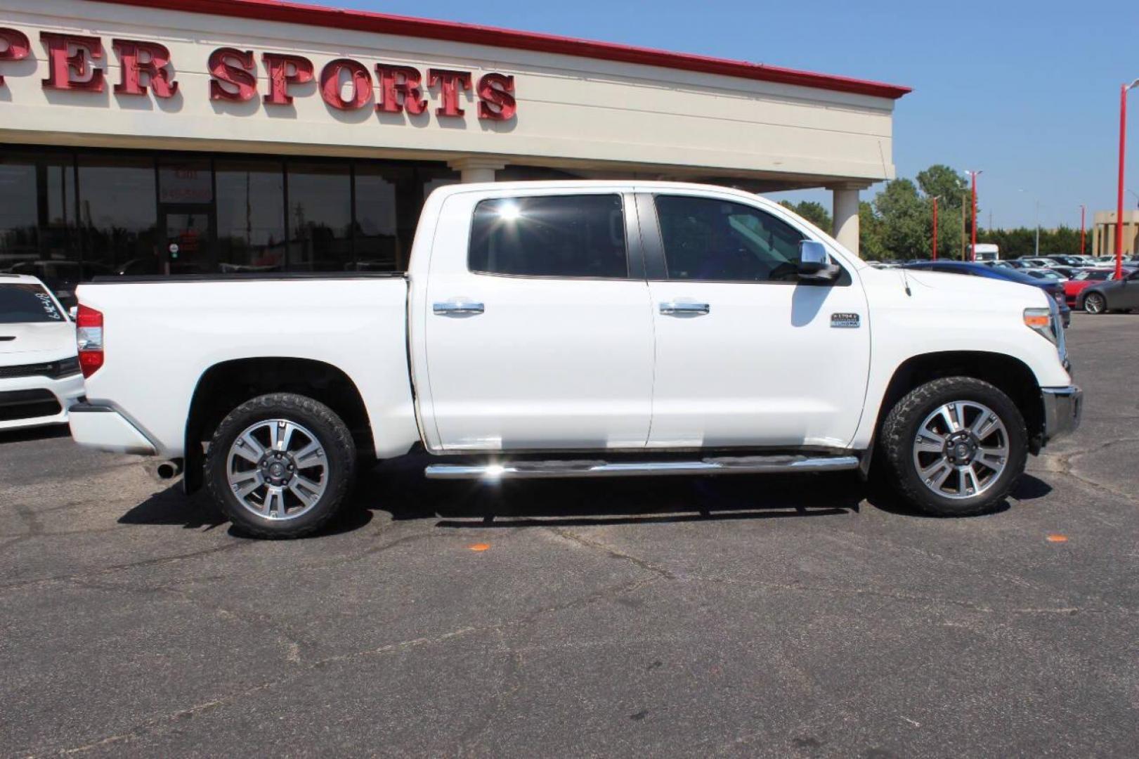 2018 White Toyota Tundra Platinum CrewMax 5.7L FFV 4WD (5TFAW5F12JX) with an 5.7L V8 DOHC 32V engine, 6A transmission, located at 4301 NW 39th , Oklahoma City, OK, 73112, (405) 949-5600, 35.512135, -97.598671 - Photo#2