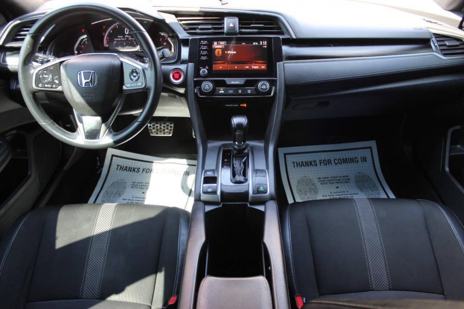 2021 Gray Honda Civic Sport Hatchback CVT (SHHFK7H41MU) with an 2.0L L4 DOHC 16V TURBO engine, CVT transmission, located at 4301 NW 39th , Oklahoma City, OK, 73112, (405) 949-5600, 35.512135, -97.598671 - NO DRIVERS LICENCE NO-FULL COVERAGE INSURANCE-NO CREDIT CHECK. COME ON OVER TO SUPERSPORTS AND TAKE A LOOK AND TEST DRIVE. PLEASE GIVE US A CALL AT (405) 949-5600. NO LICENSIA DE MANEJAR- NO SEGURO DE COBERTURA TOTAL- NO VERIFICACCION DE CREDITO. POR FAVOR VENGAN A SUPERSPORTS, ECHE UN - Photo#17