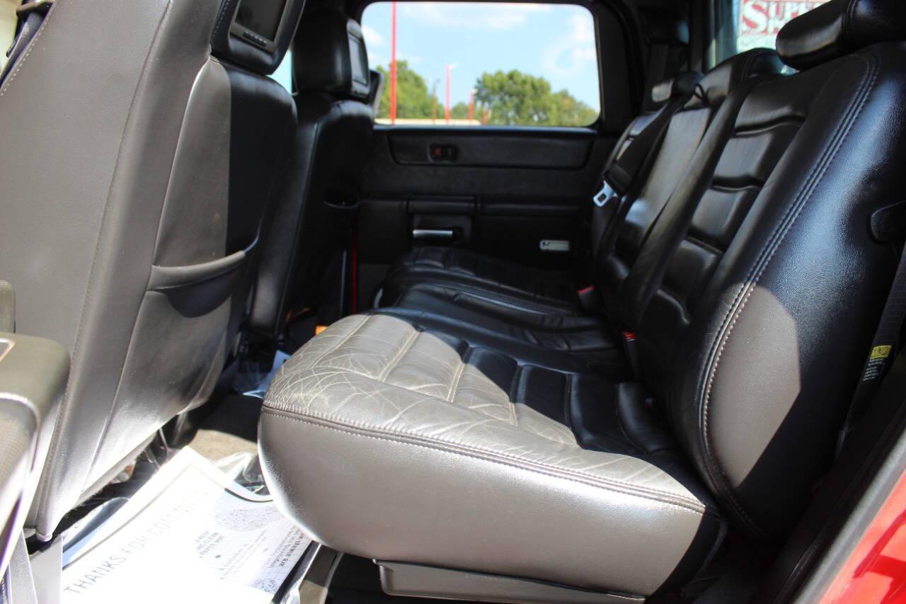 2005 Red Hummer H2 SUT (5GRGN22U05H) with an 6.0L V8 OHV 16V engine, 4-Speed Automatic Overdrive transmission, located at 4301 NW 39th , Oklahoma City, OK, 73112, (405) 949-5600, 35.512135, -97.598671 - NO DRIVERS LICENCE NO-FULL COVERAGE INSURANCE-NO CREDIT CHECK. COME ON OVER TO SUPERSPORTS AND TAKE A LOOK AND TEST DRIVE. PLEASE GIVE US A CALL AT (405) 949-5600. NO LICENSIA DE MANEJAR- NO SEGURO DE COBERTURA TOTAL- NO VERIFICACCION DE CREDITO. POR FAVOR VENGAN A SUPERSPORTS, ECHE UN - Photo#14